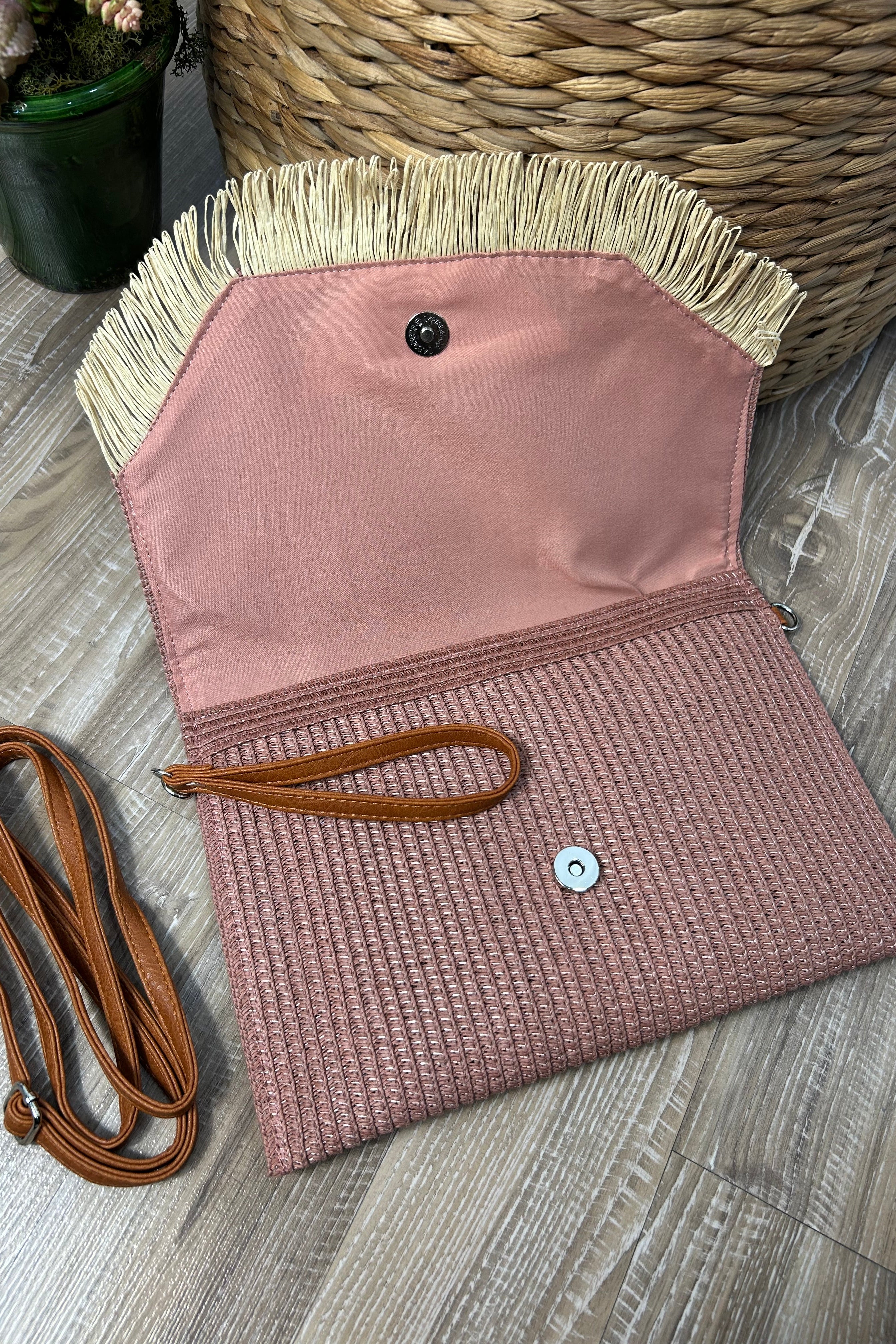 POCHETTE RAFIA FRANGE CON LACCIO ECOPELLE PER POLSO E TRACOLLA COL. CIPRIA