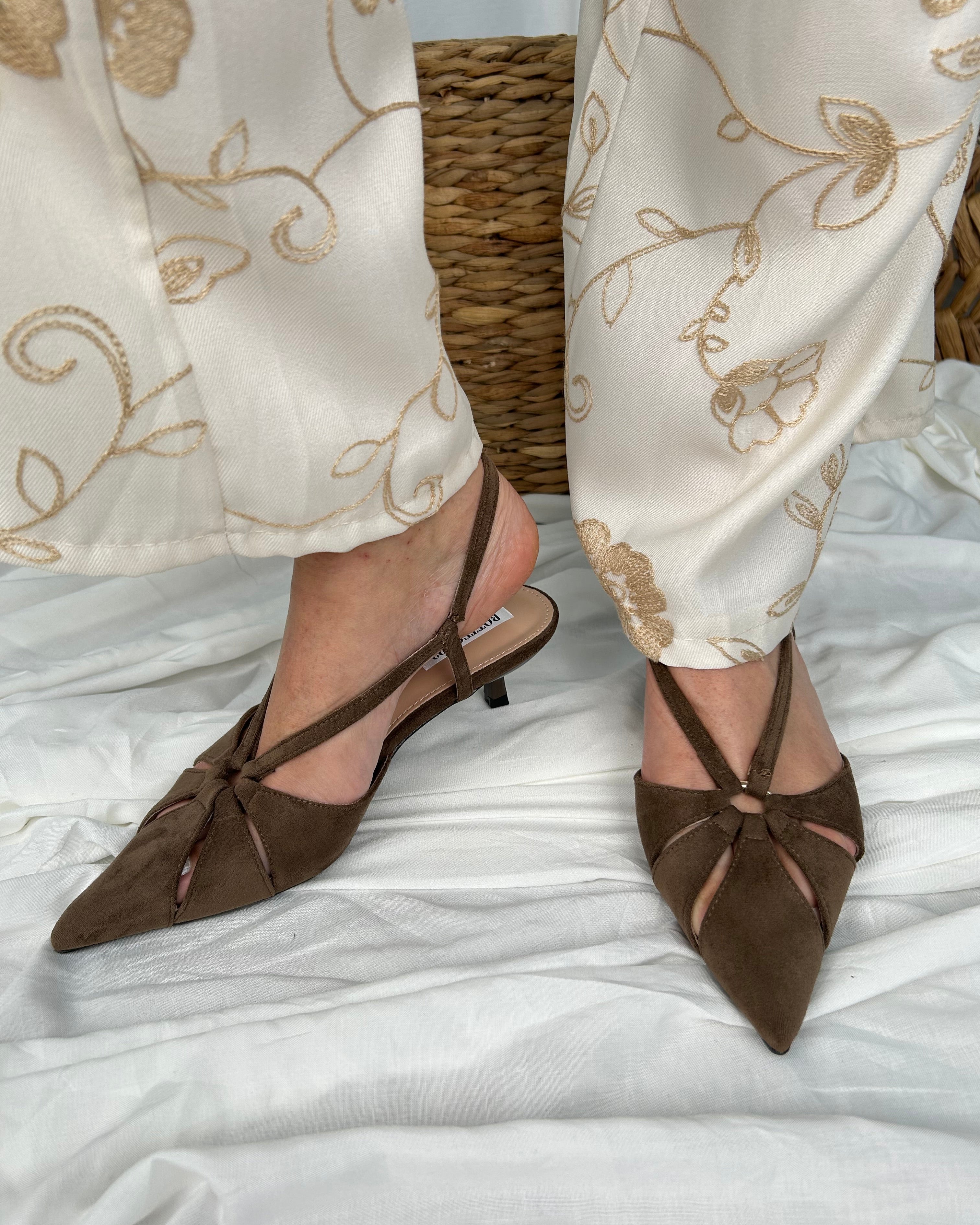 SCARPA SLINGBACK DONNA PUNTA AFFUSOLATA COL BROWN