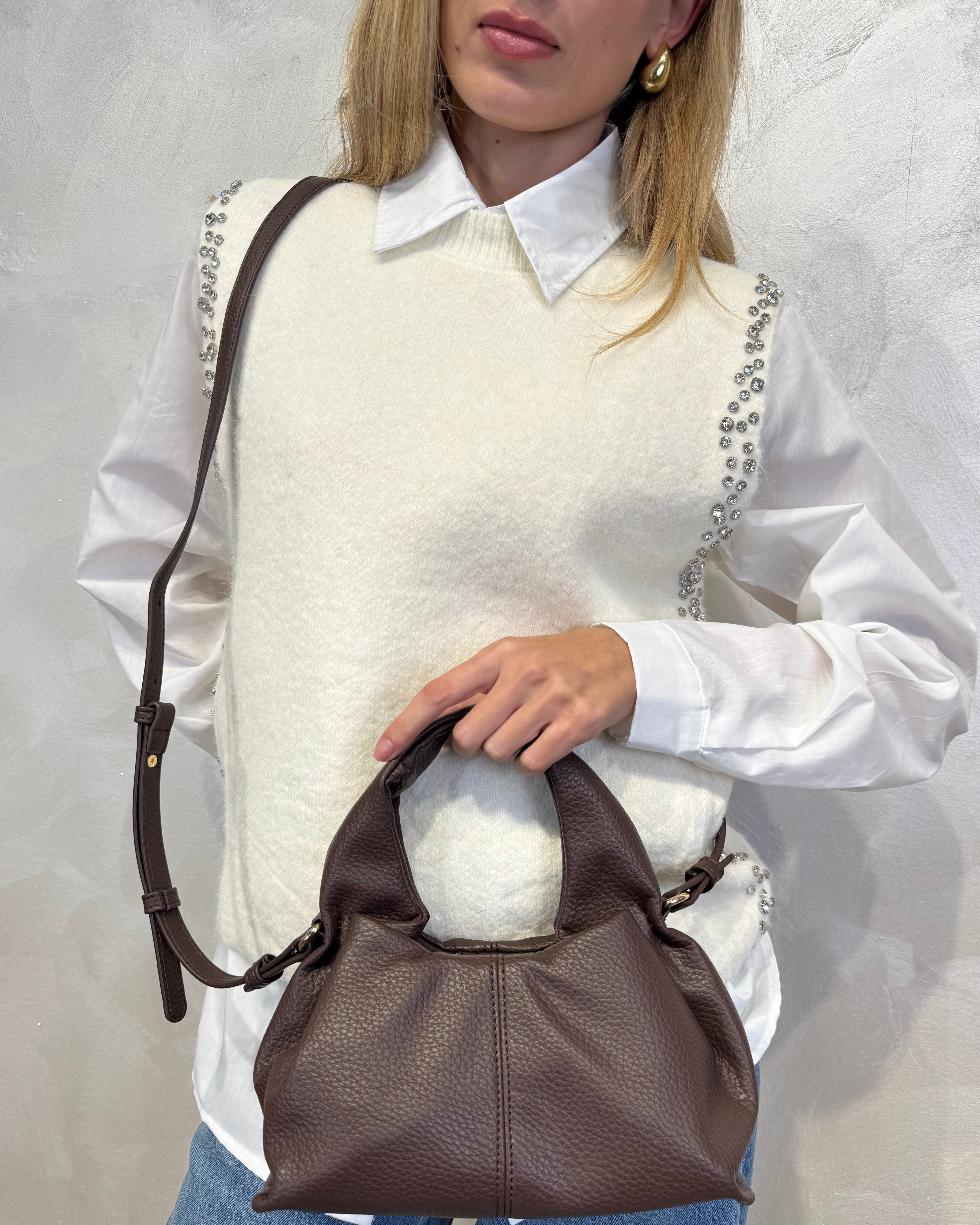 BORSA STRUTTURATA IN ECOPELLE CON DETTAGLI DORATI COL.MORO