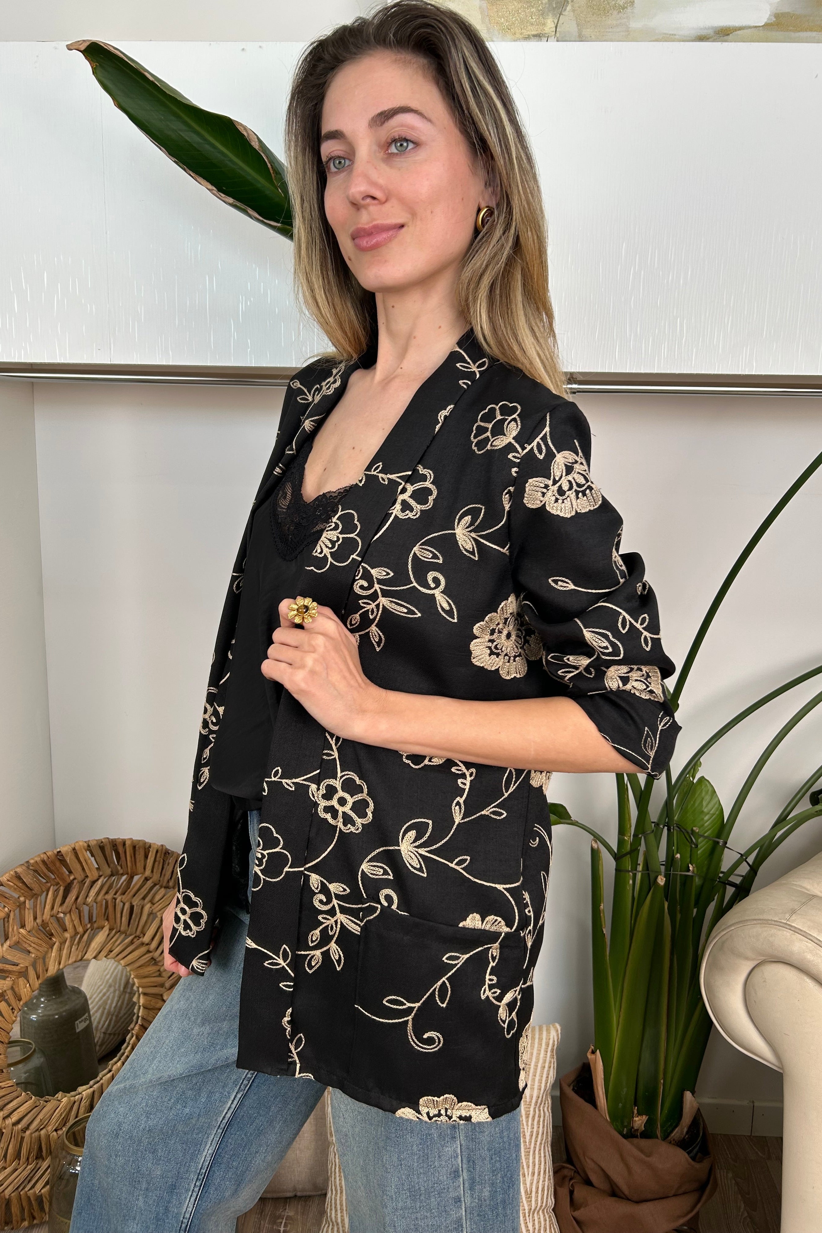 GIACCA KIMONO RICAMATO COL. NERO