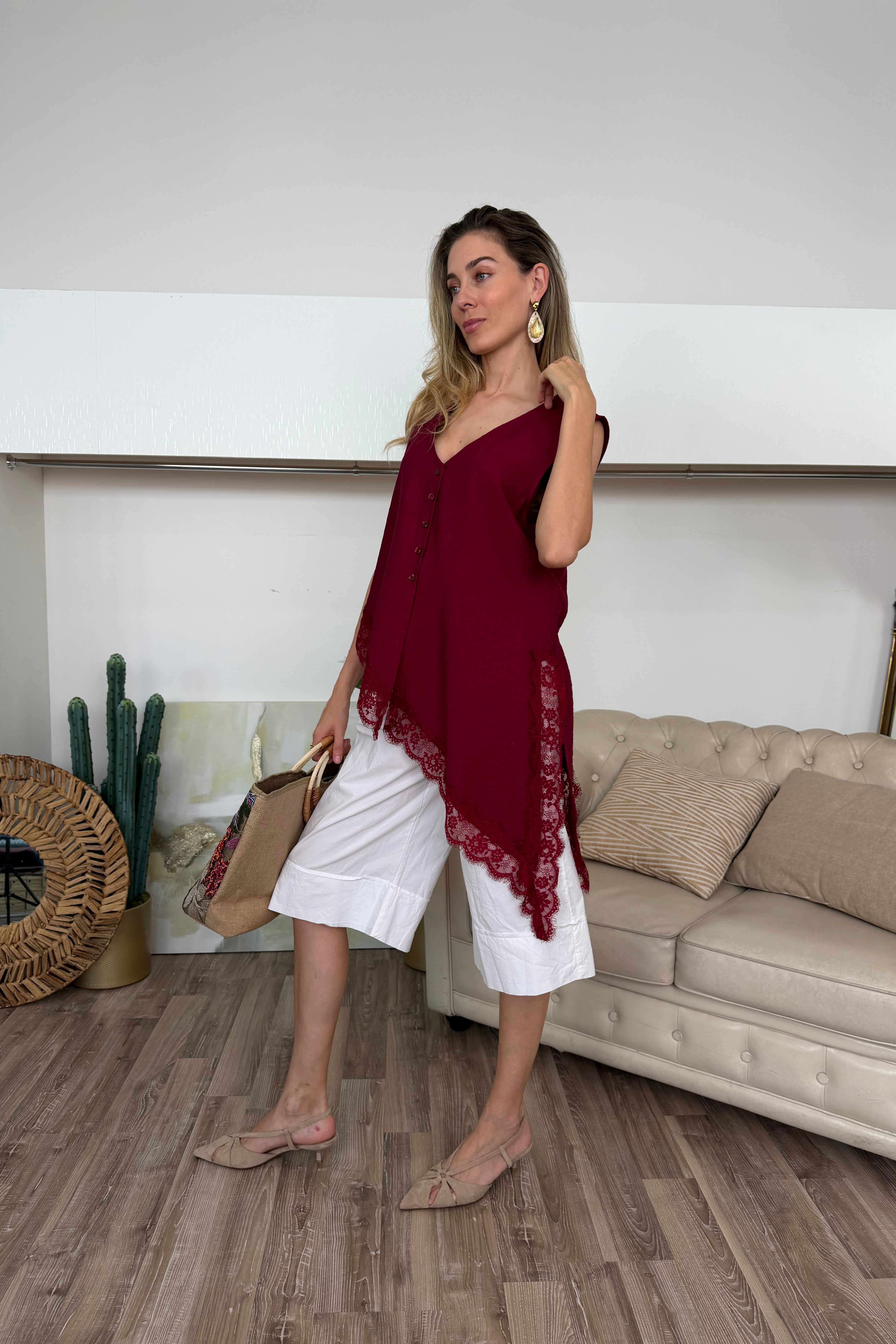 TOP ASIMMETRICO LACE COL INDIA