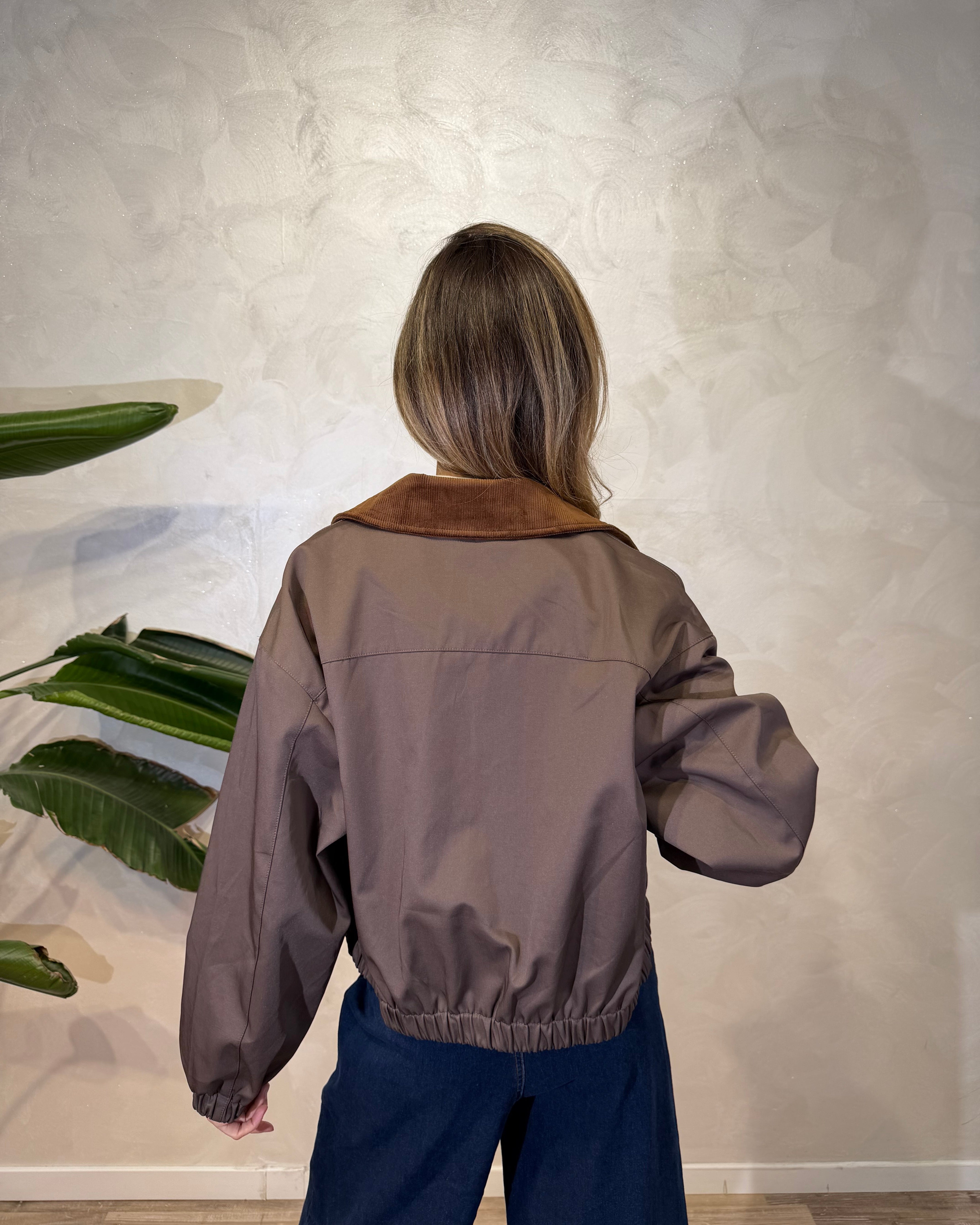 GIUBBOTTO CORTO CON COLLO IN VELLUTO A COSTE COL. CAFFE' SCURO