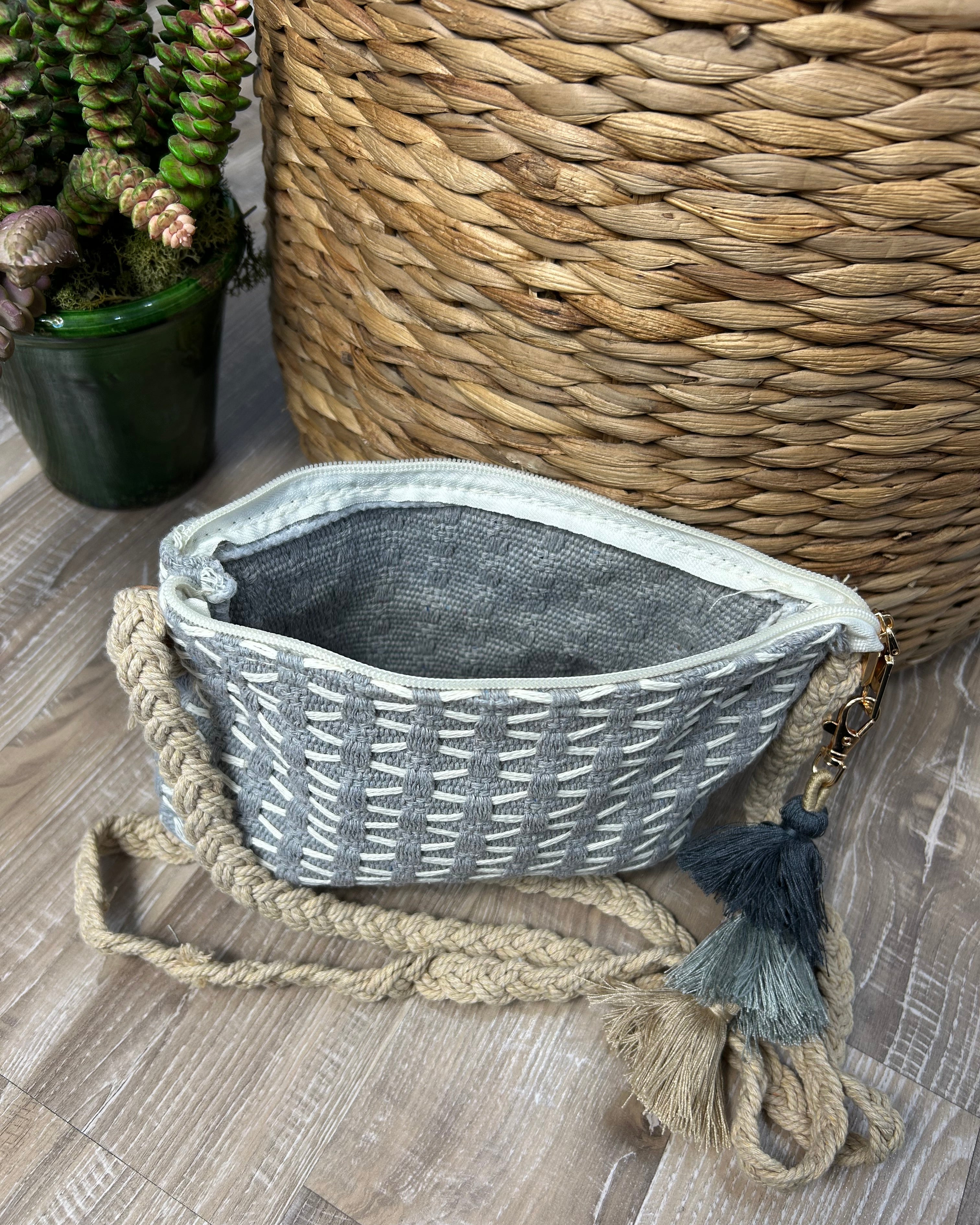 BORSA MINI RAFIA COLOR TASSELS COL. GREY PERLA
