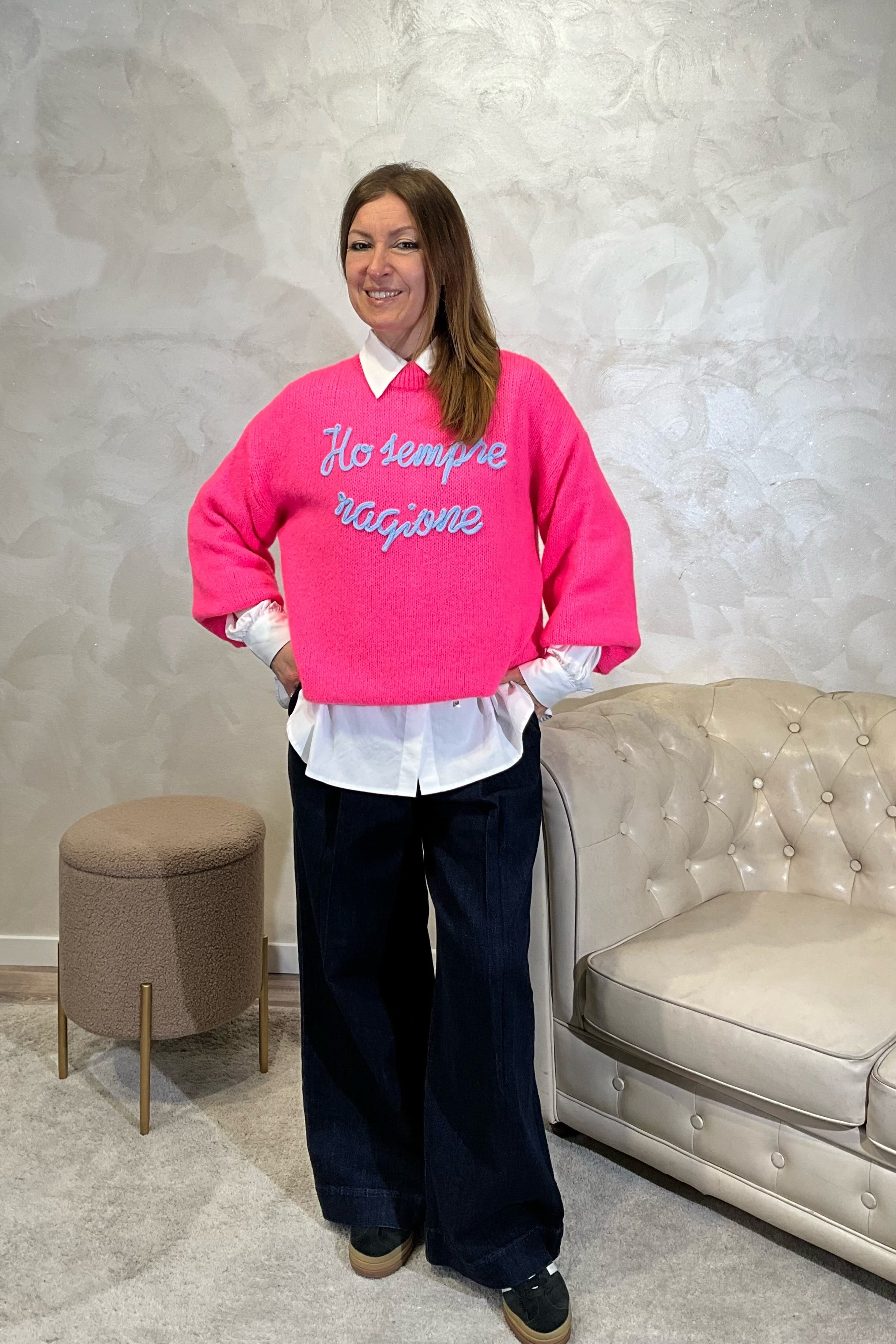 MAGLIONE CON RICAMO "HO SEMPRE RAGIONE" COL.FUXIA