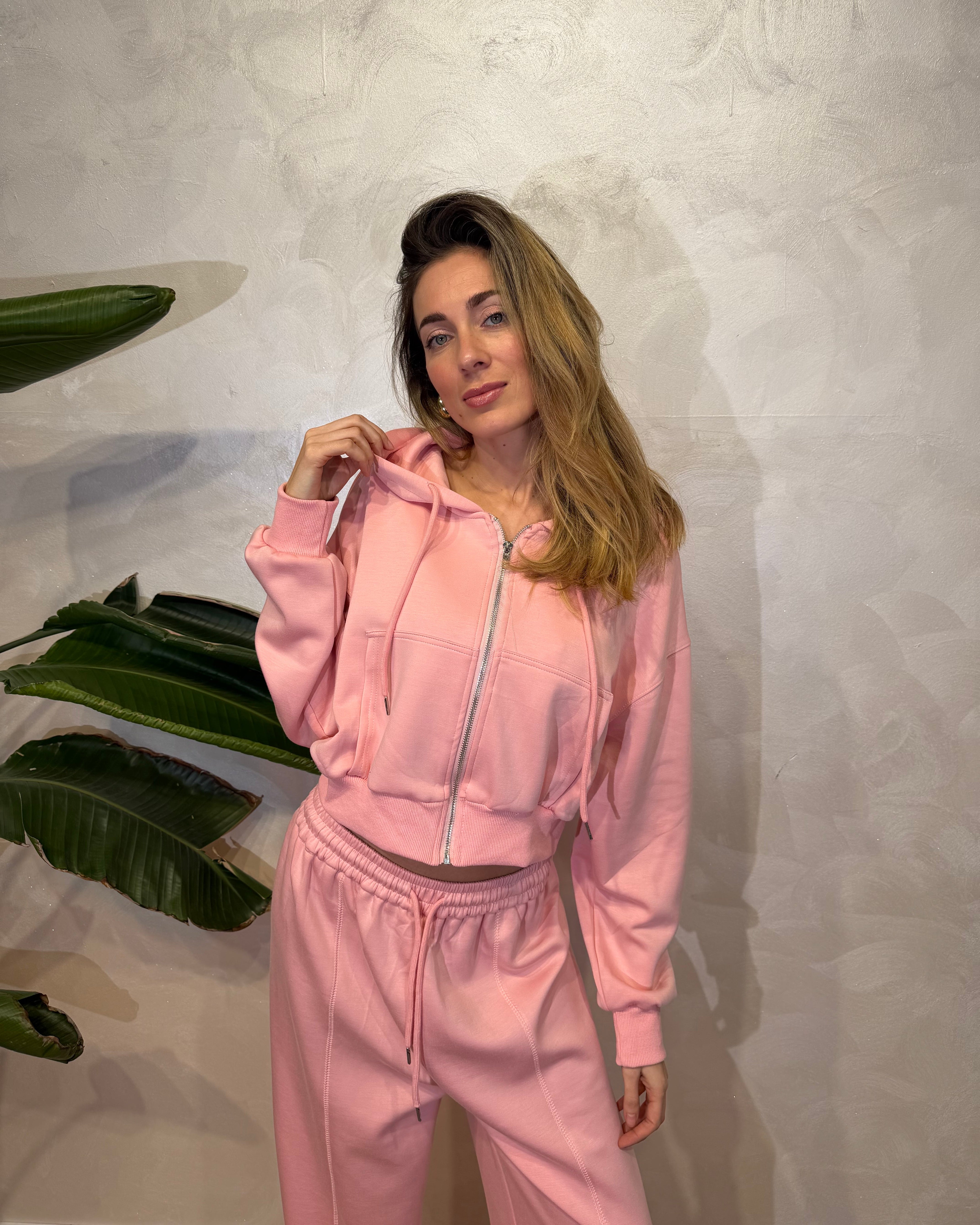 COMPLETO FELPA CON CAPPUCCIO E PANTALONI COL. ROSA
