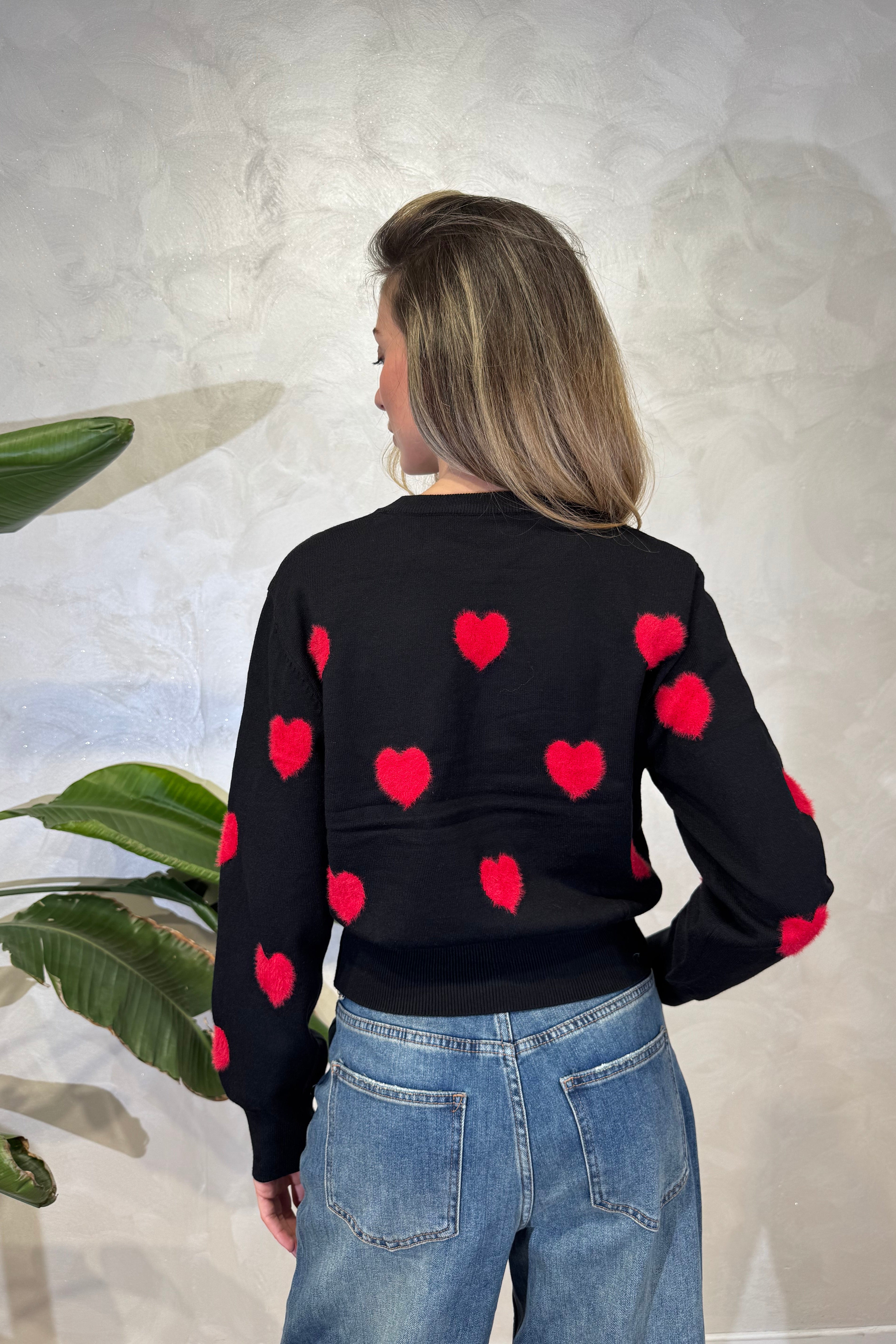 MAGLIA TRICOT CON CUORI ROSSI COL. NERO