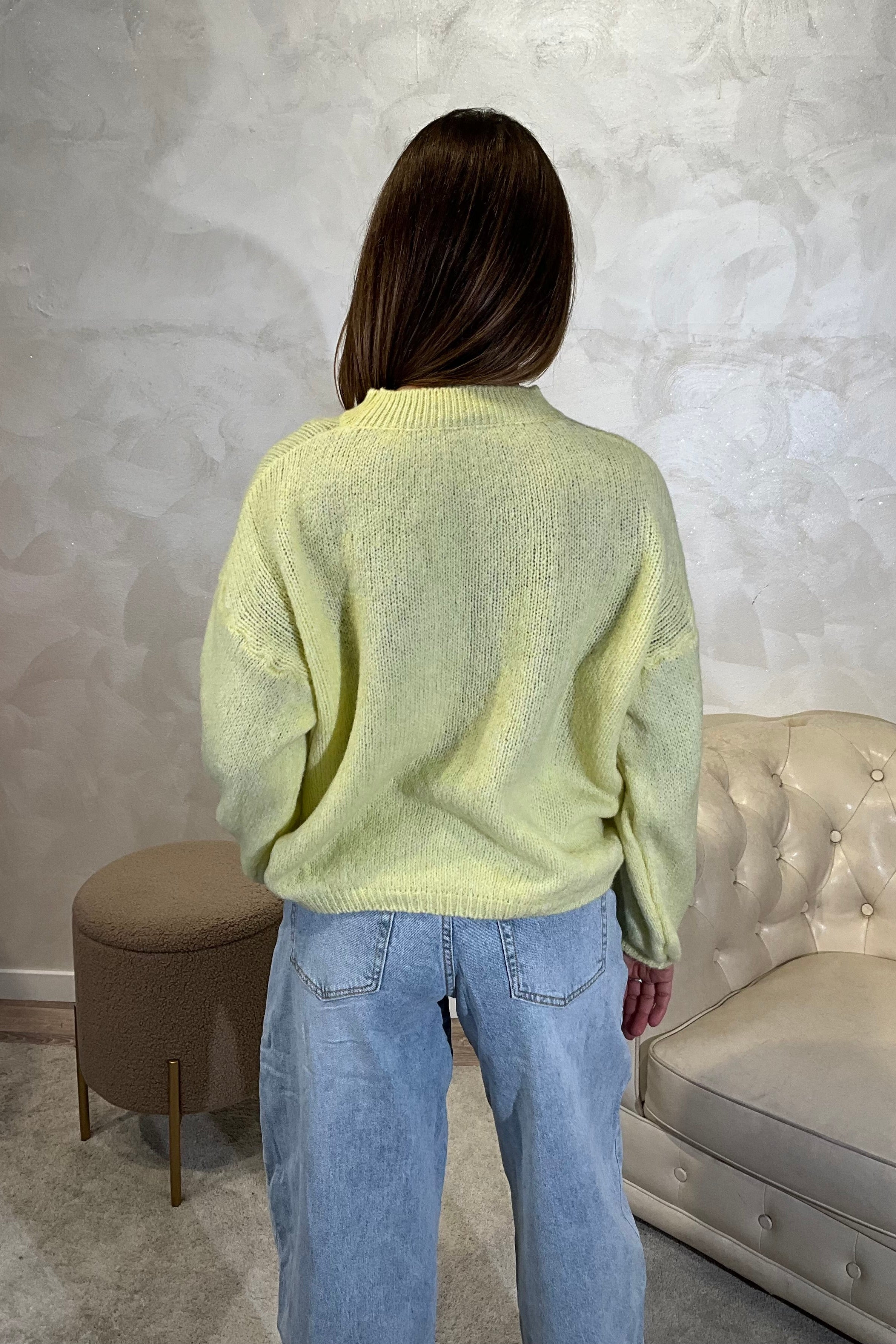 MAGLIONE CON RICAMO NO VABBE' COL. GIALLO