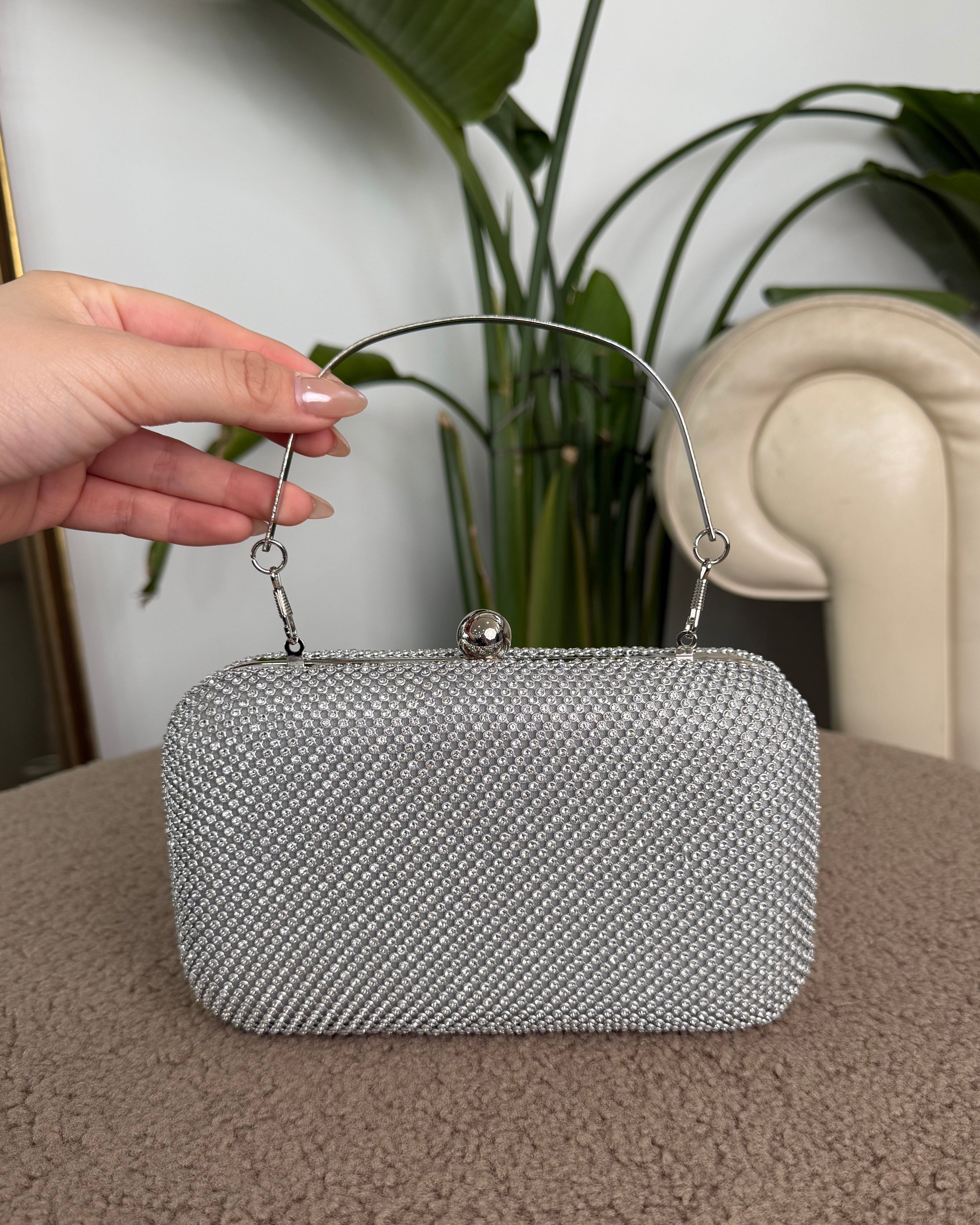 POCHETTE RIGIDA CON BRILLANTINI COL. SILVER