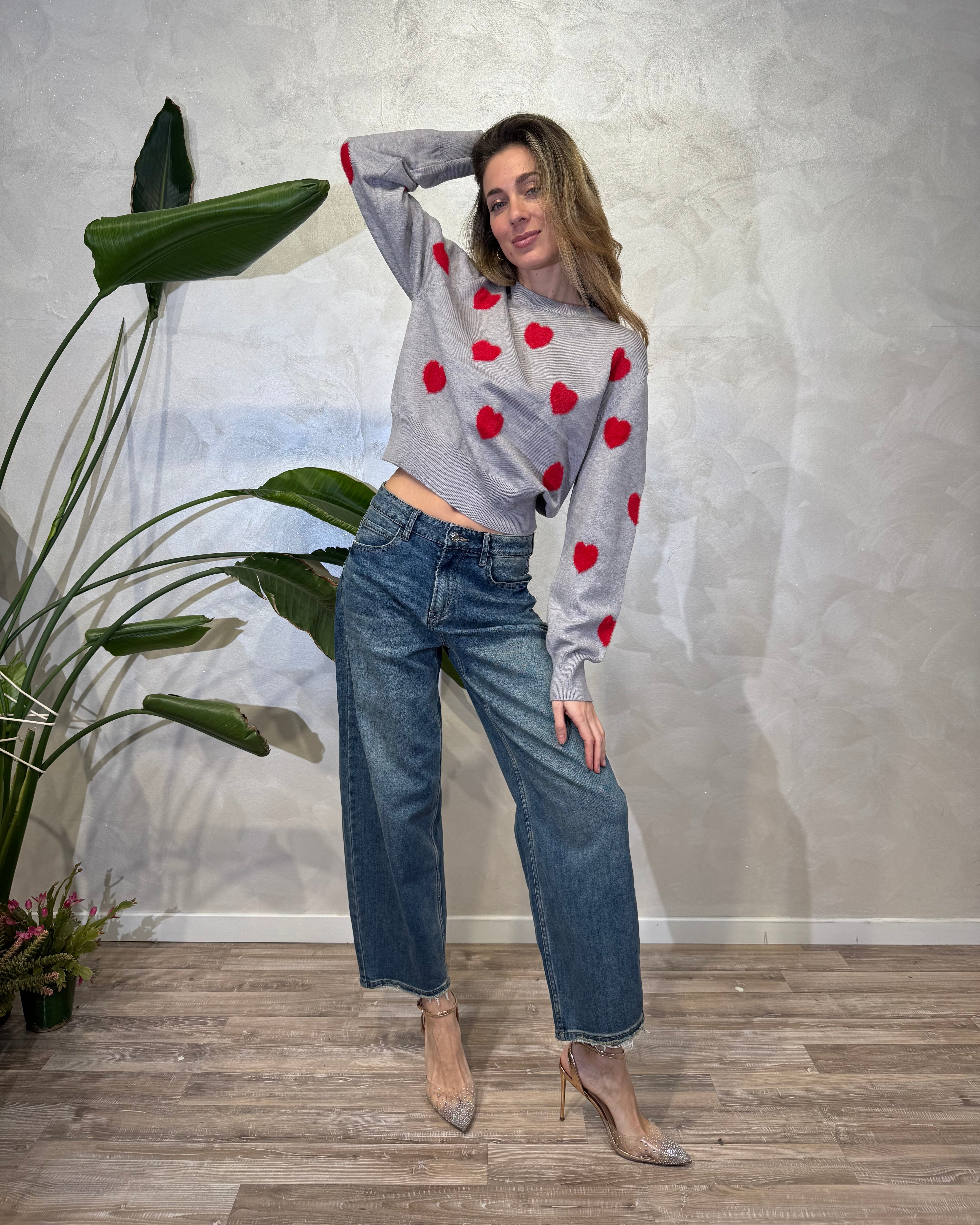 MAGLIA TRICOT CON CUORI ROSSI COL. GRIGIO