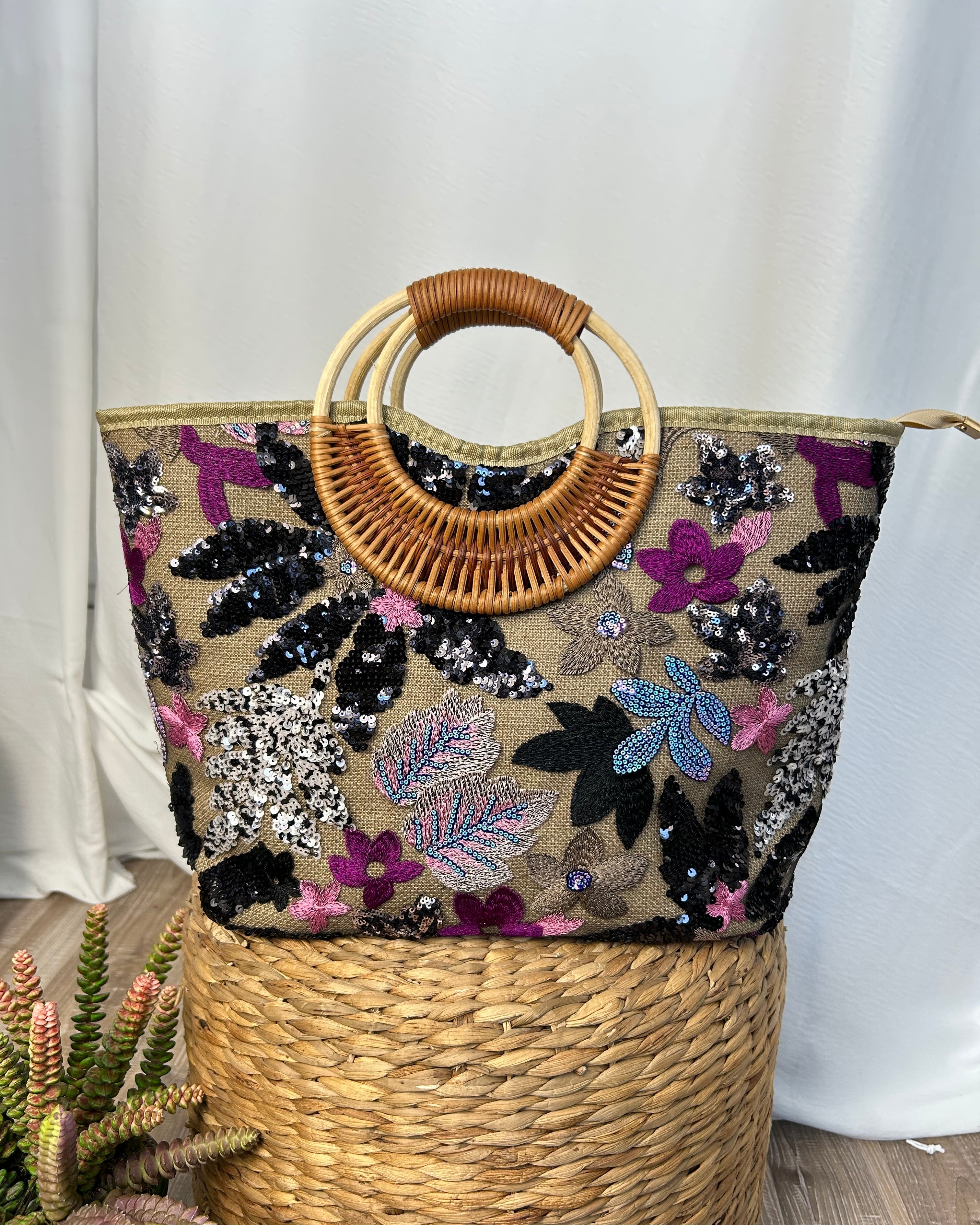 BORSA IN LINO RICAMATA E WOOD HANDLE COL. NERO