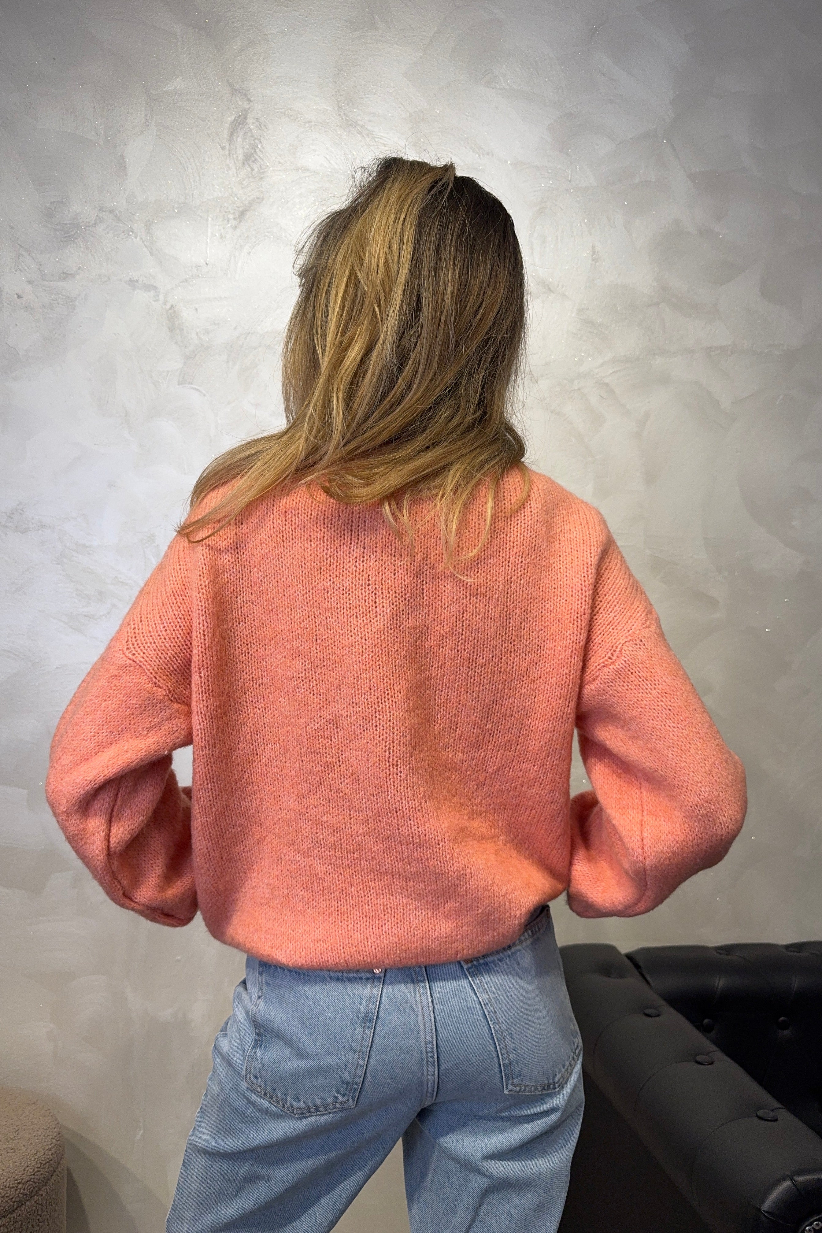 MAGLIONE CON RICAMO "HO SEMPRE RAGIONE" COL.SALMONE