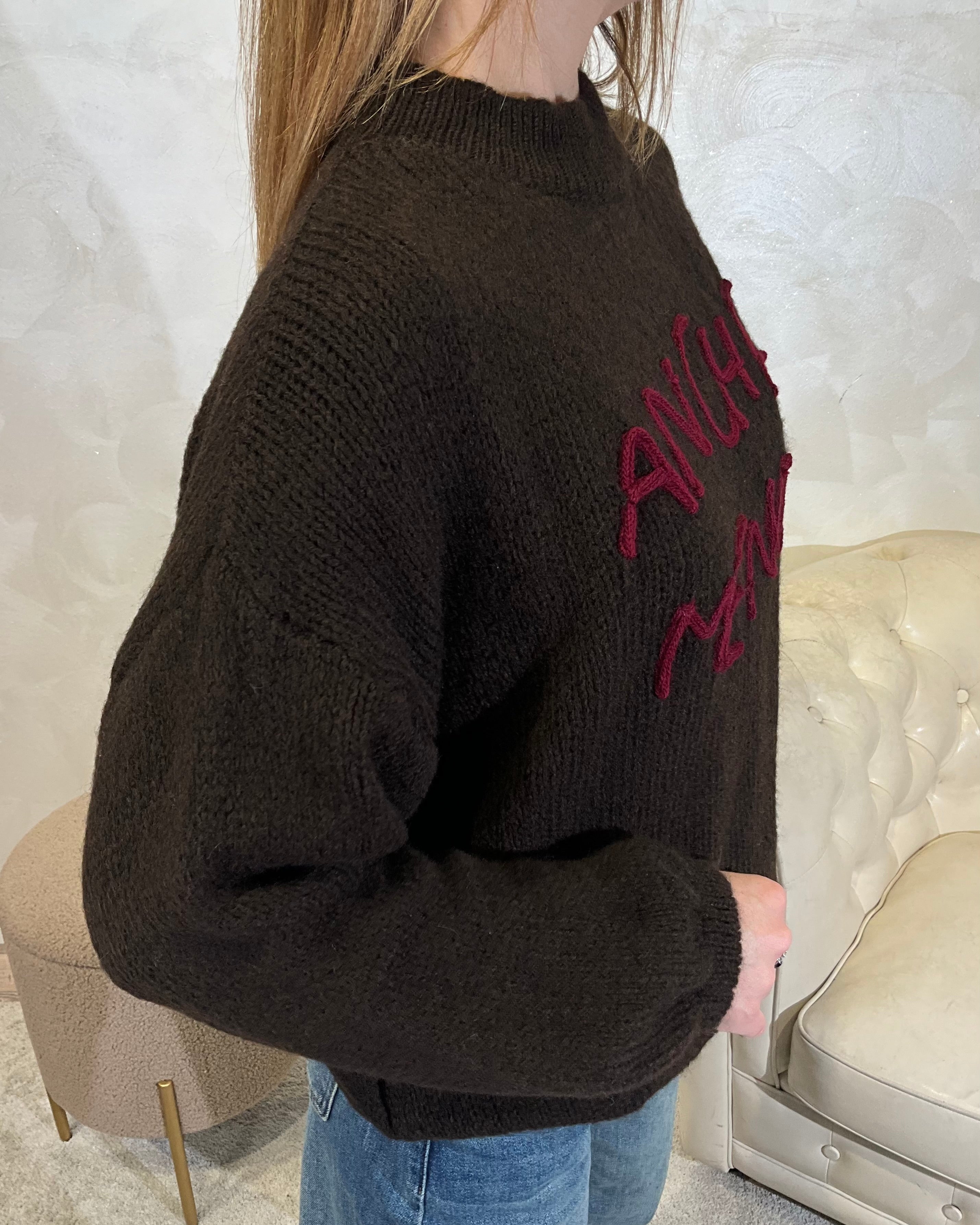 MAGLIONE CON RICAMO "ANCHE MENO" COL. MORO