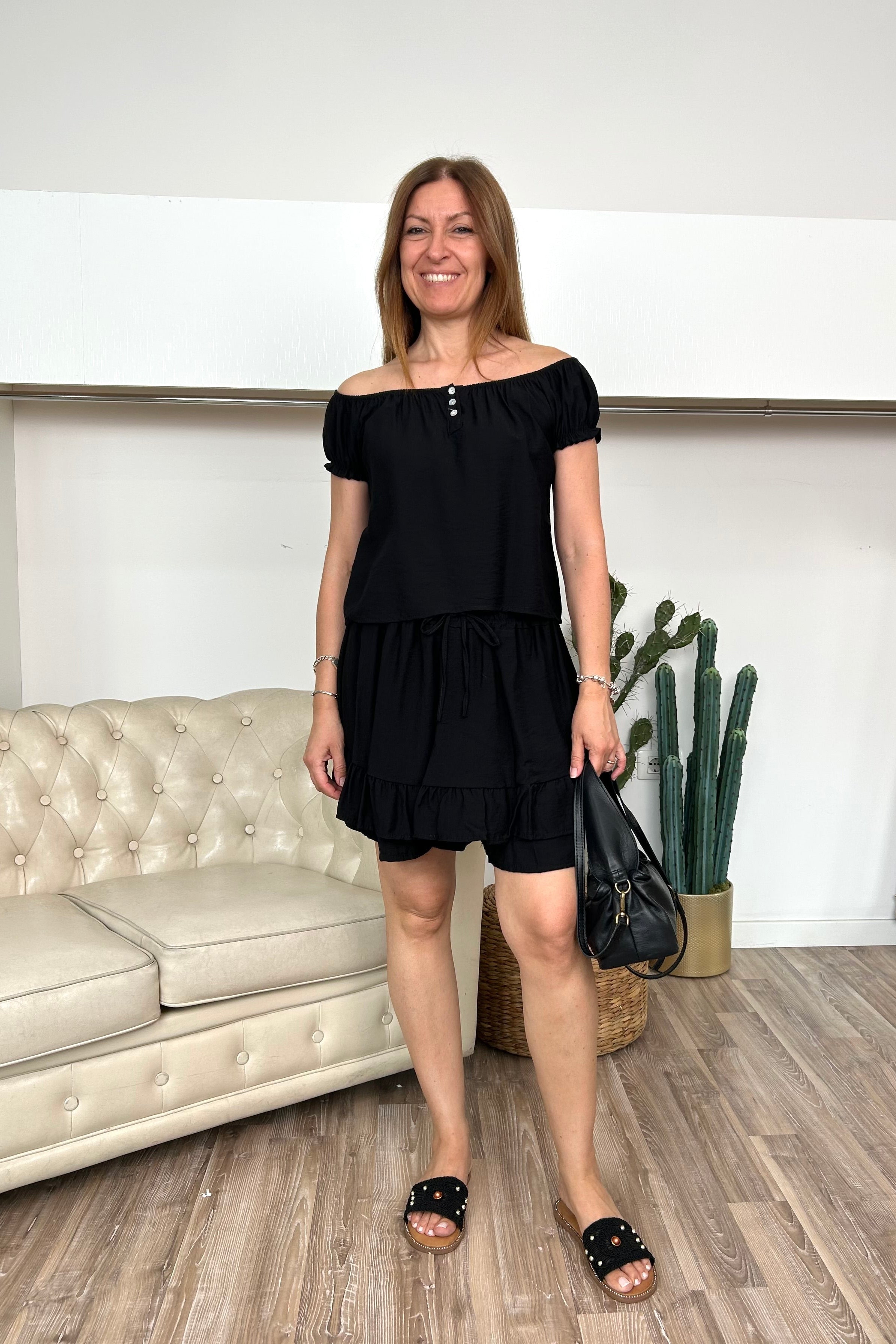 COMPLETO CON TOP OFF-SHOULDERS E GONNA PANTA COORDINATA COL. NERO