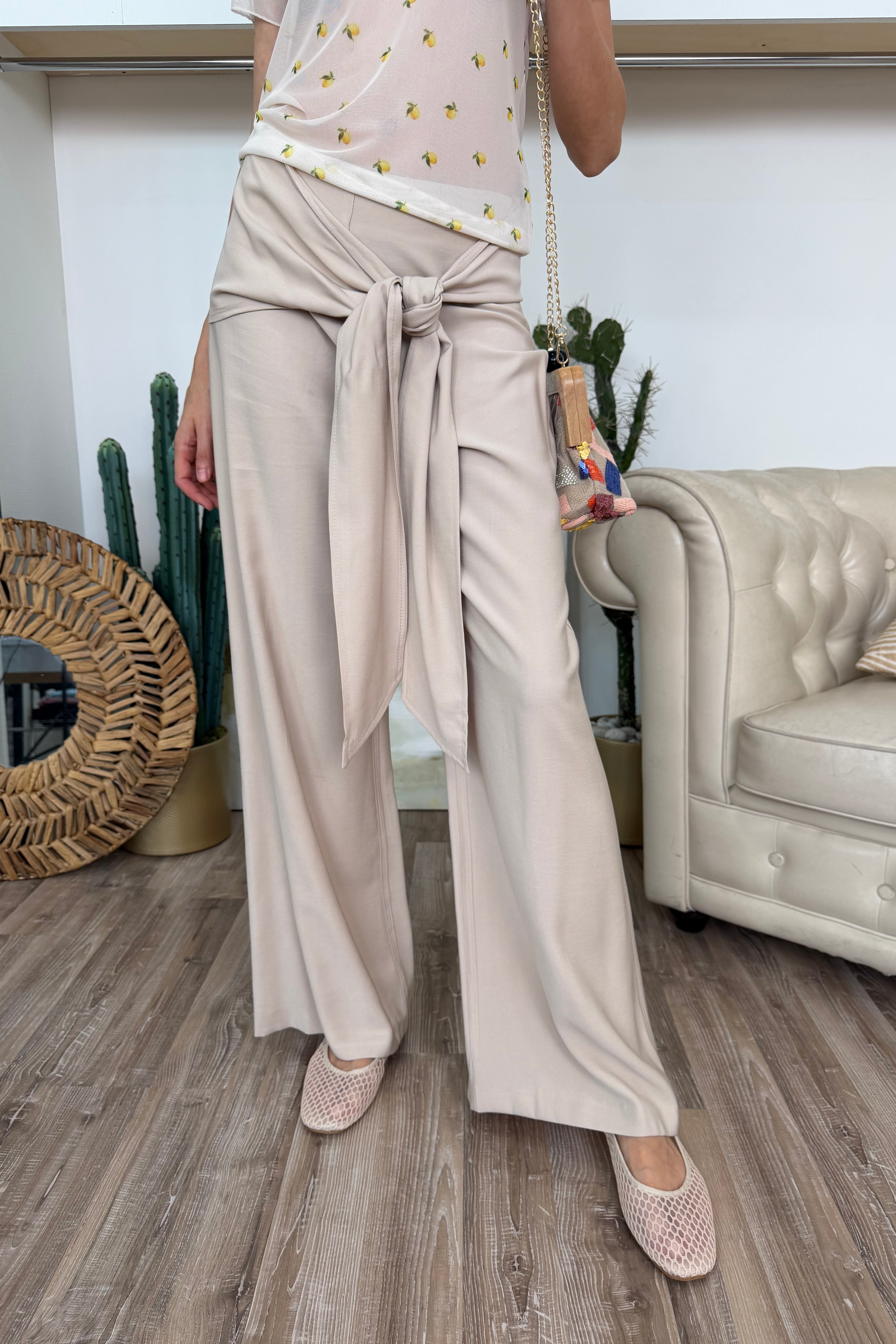 PANTALONE FLUIDO CON MAXI CINTURA A FASCIA COL. BEIGE