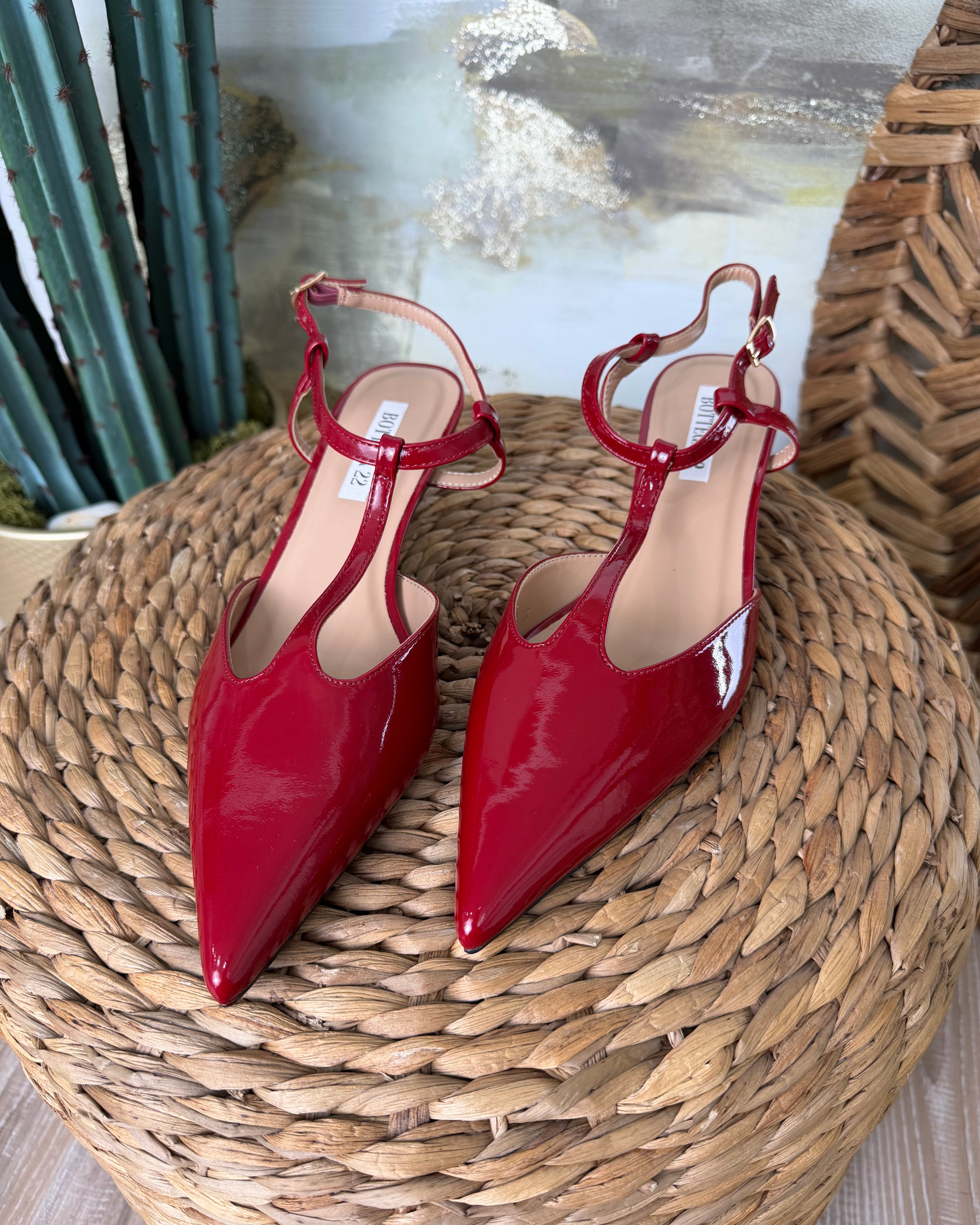 SLINGBACK VERNICE CON PUNTA AFFUSOLATA COL. ROSSO