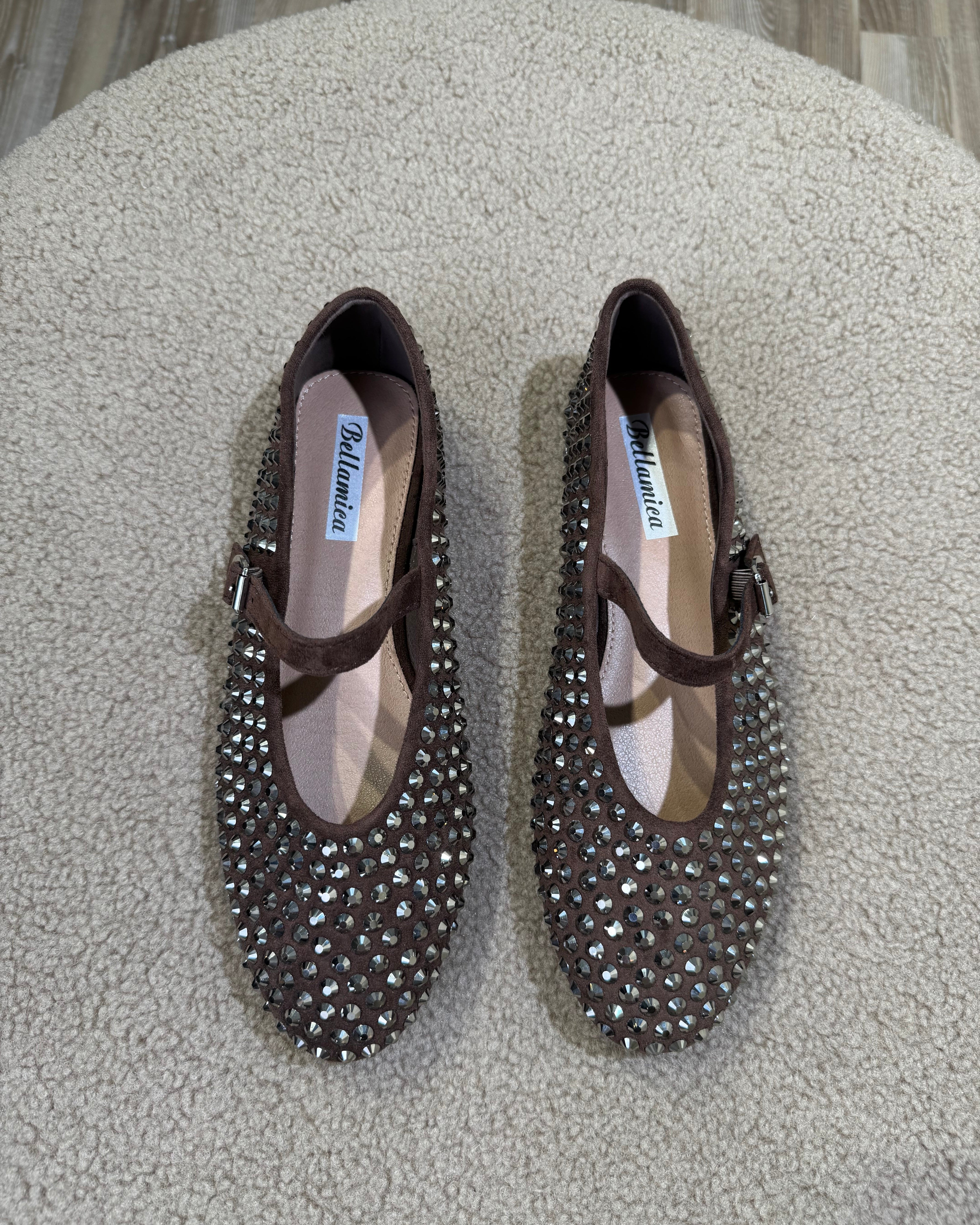 BALLERINE CON BORCHIE E CINTURINO COL.MORO