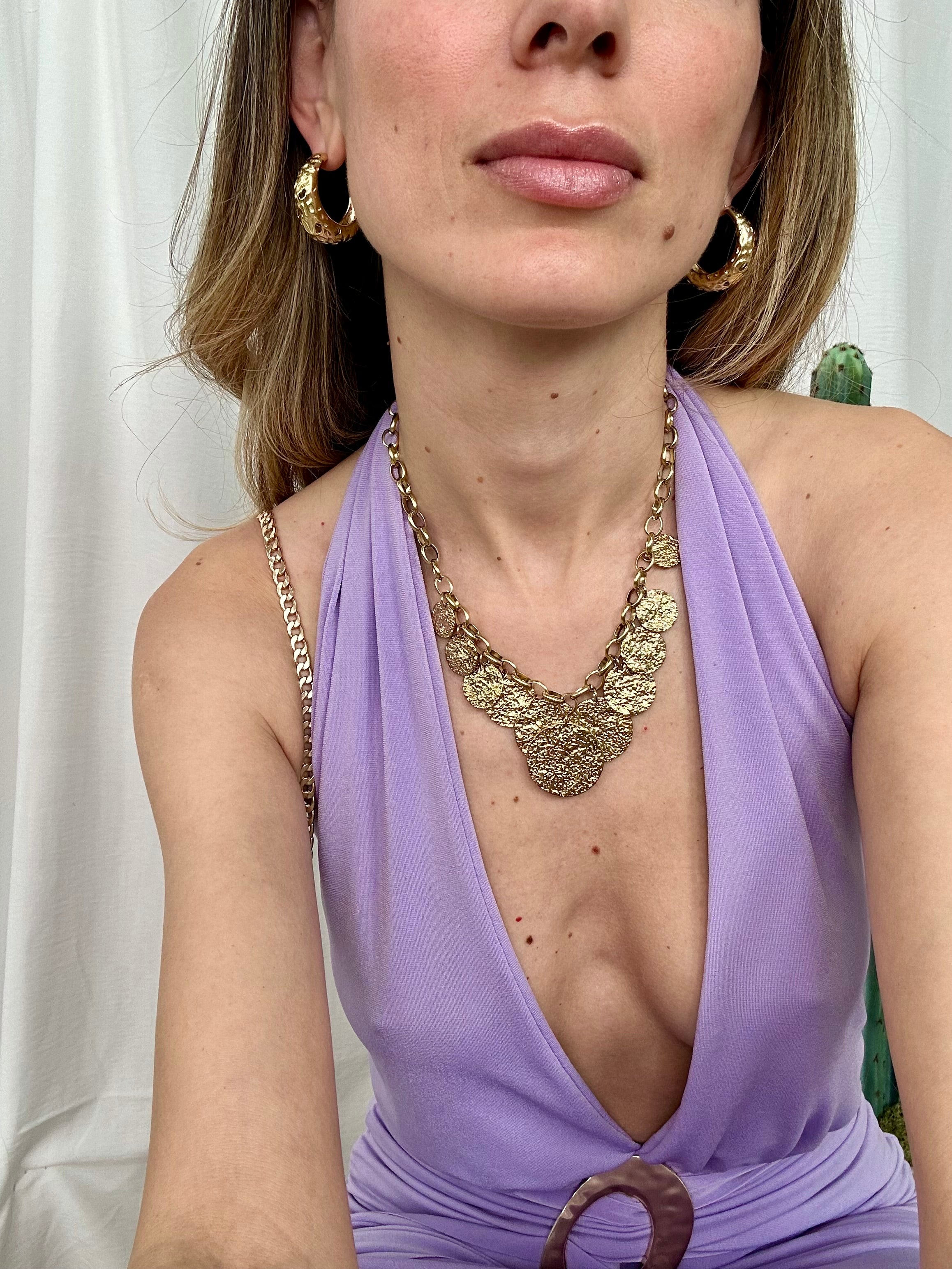 ORECCHINI A CERCHIO MARTELLATO COL GOLD