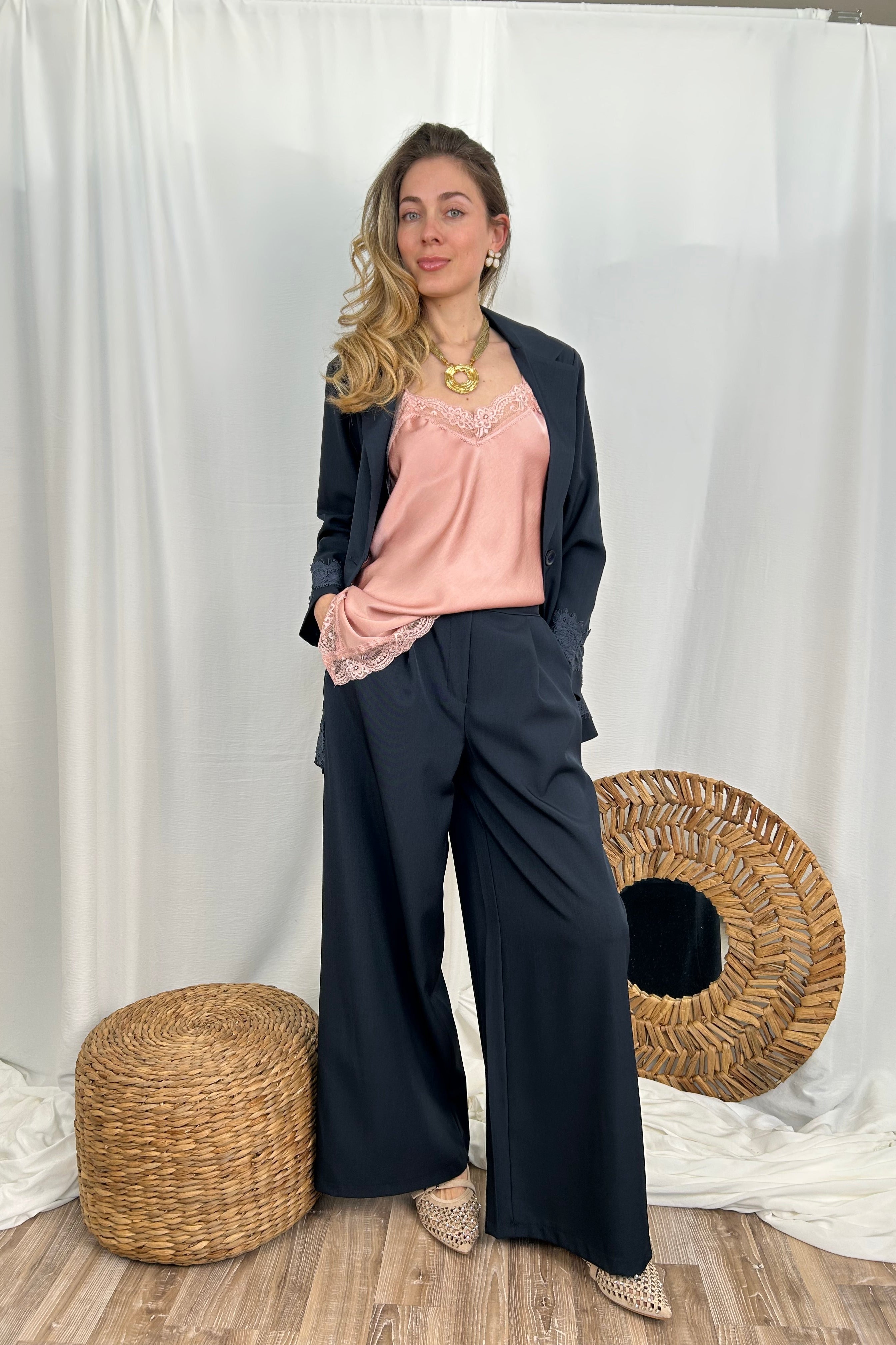 PANTALONE VITA ALTA GAMBA AMPIA CON PIEGHE FRONTALI COL. BLU NOTTE