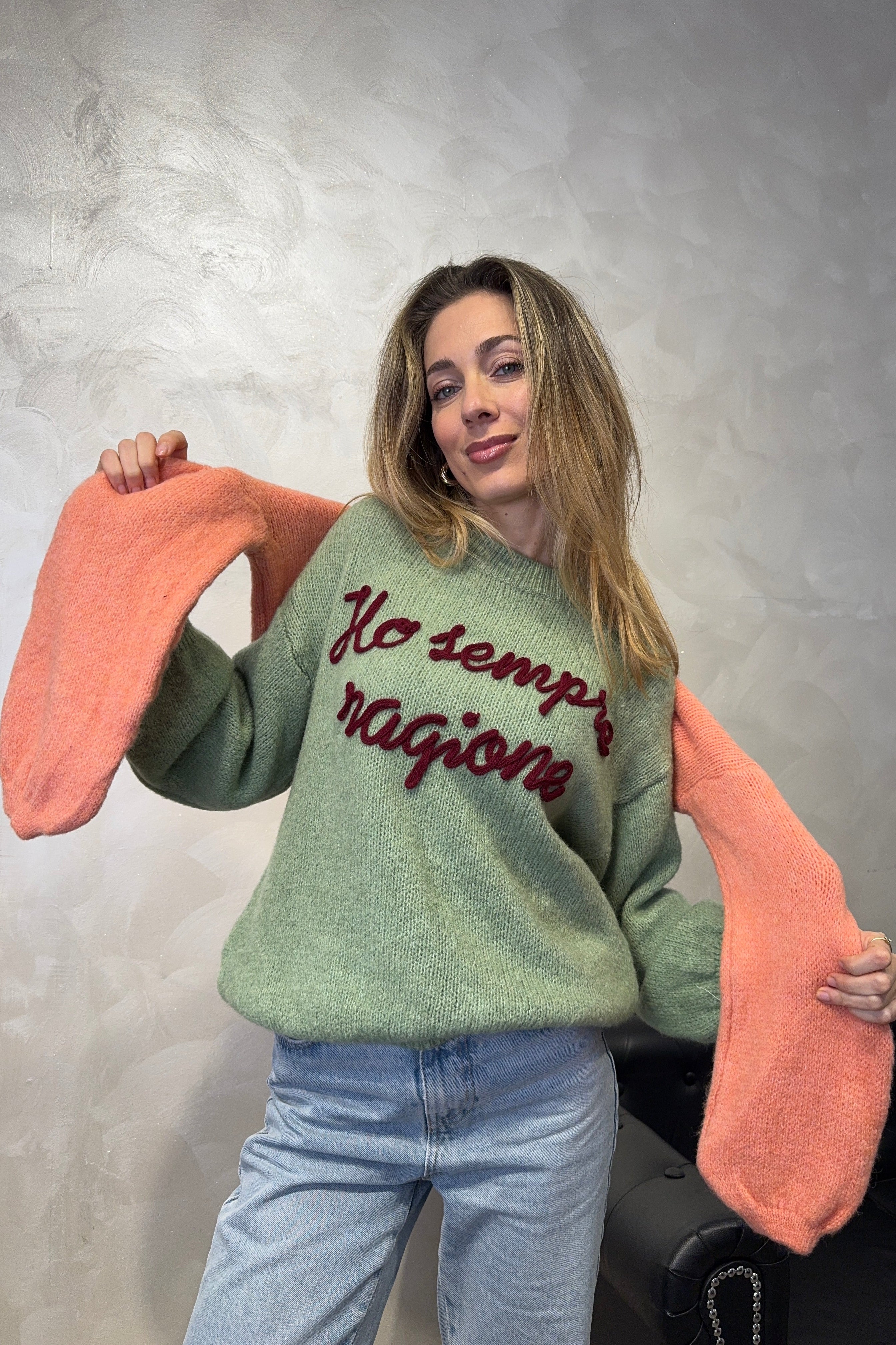 MAGLIONE CON RICAMO "HO SEMPRE RAGIONE" COL.VERDE