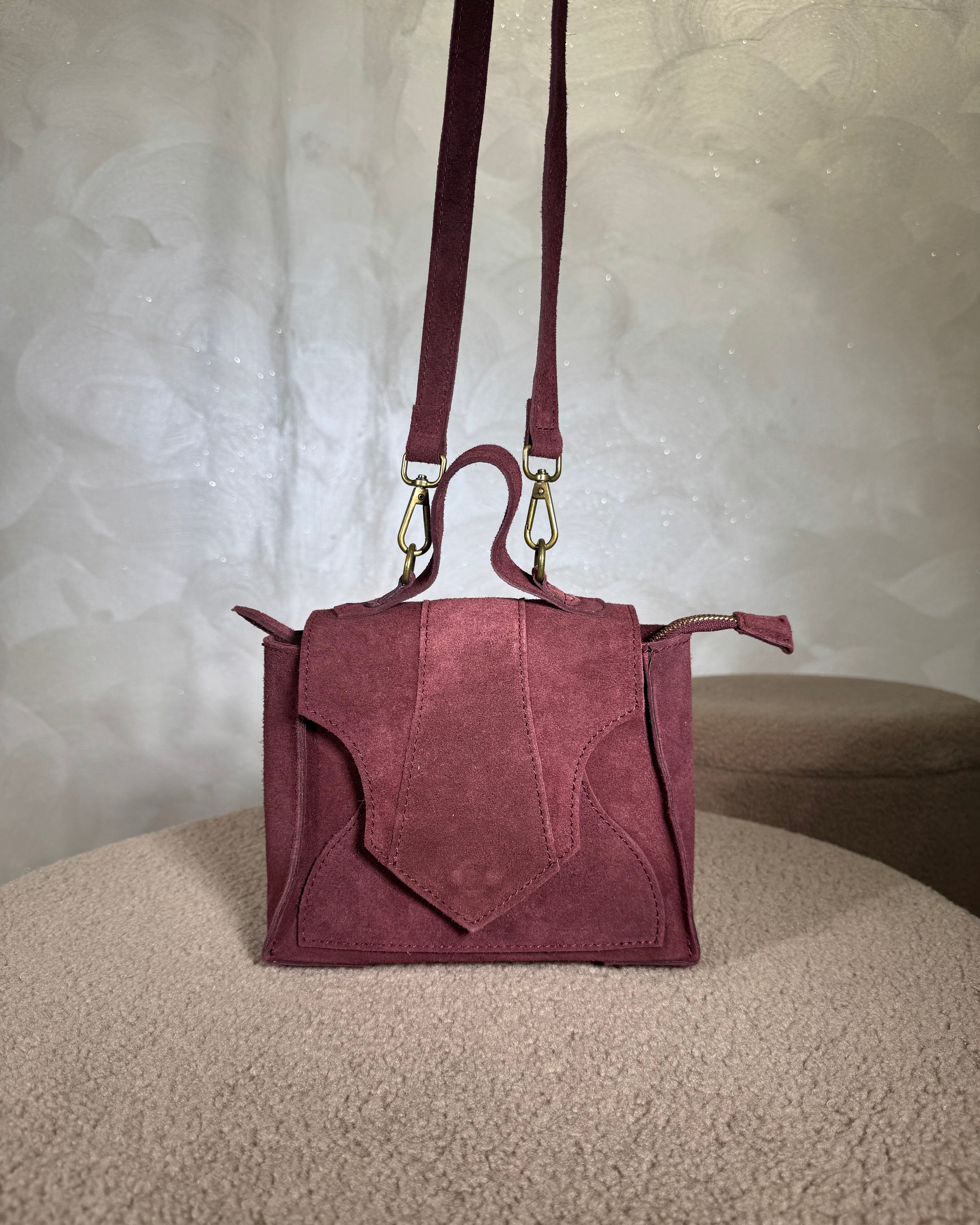 BORSA IN CAMOSCIO CON PANNELLI GEOMETRICI COL.VINO