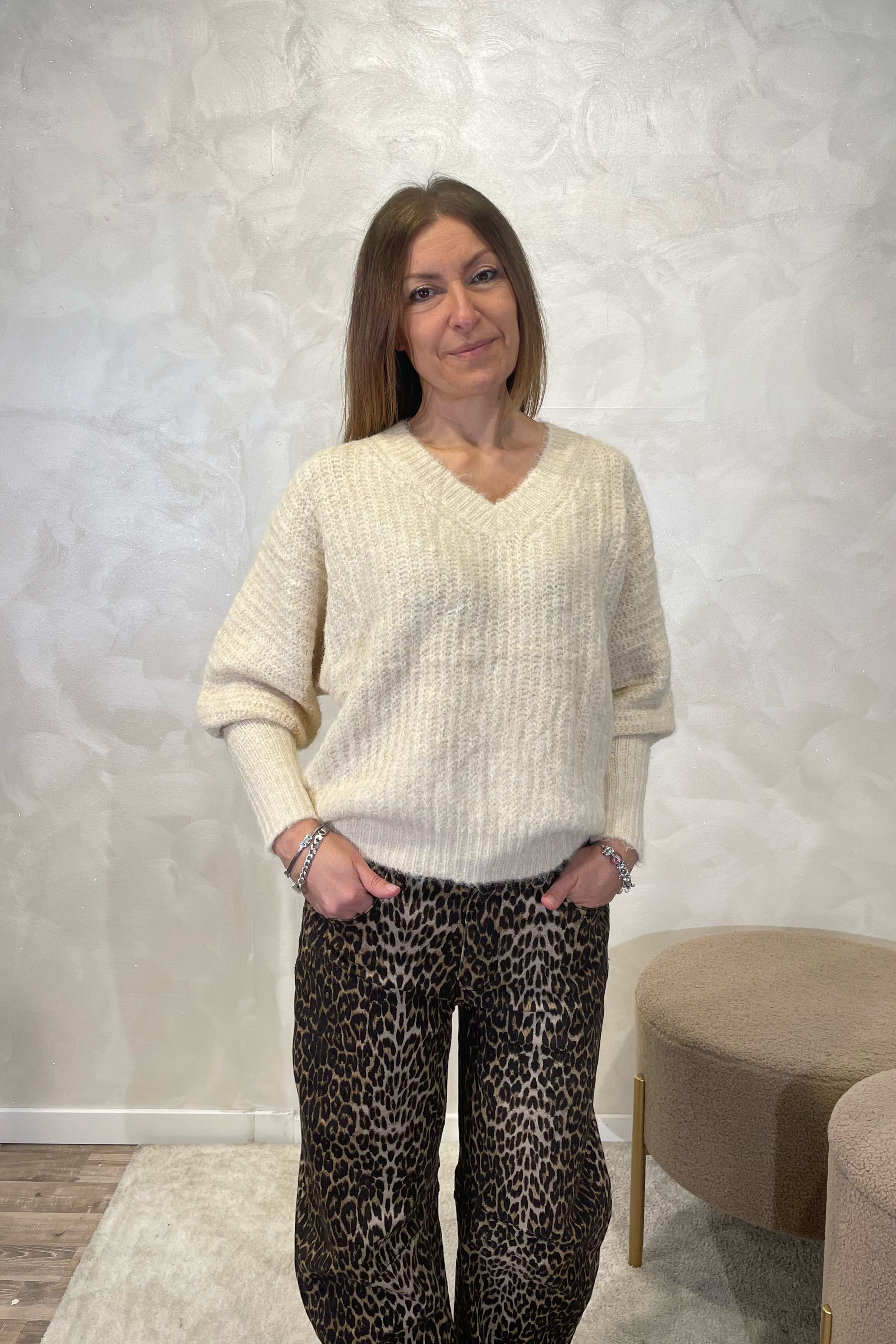 MAGLIONE SCOLLO V COSTA INGLESE COL. SABBIA