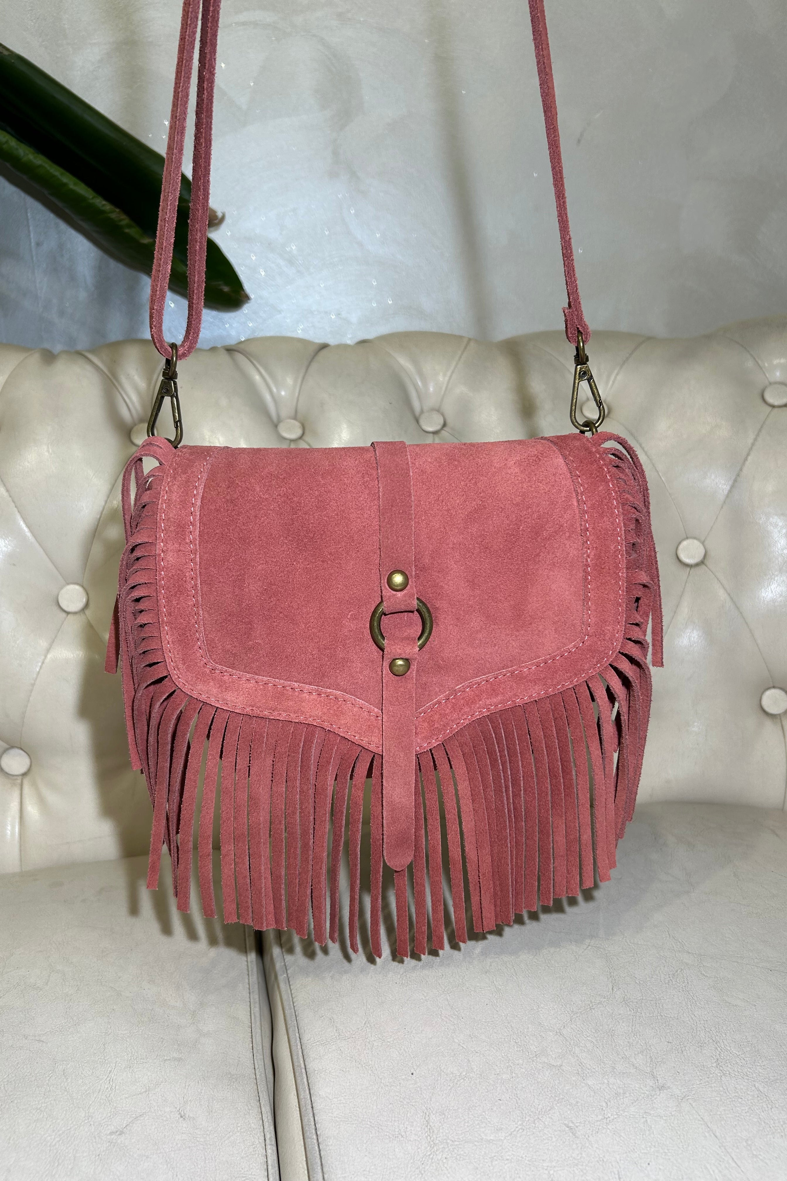 BORSA IN VERA PELLE SCAMOSCIATA CON FRANGE E TRACOLLA COL.CIPOLLA