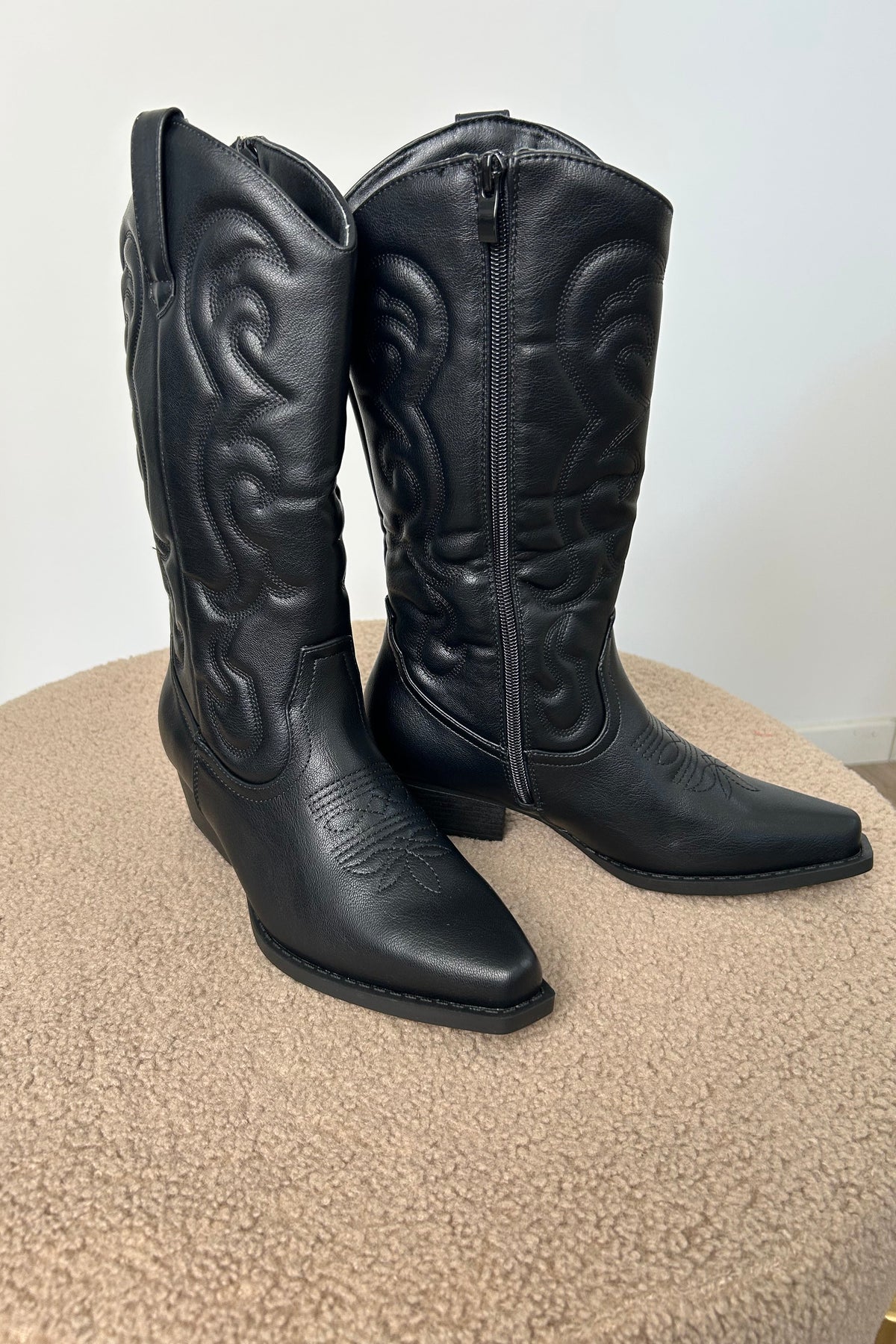 STIVALE TEXANO IN PELLE SCURA CON RICAMO WESTERN COL. NERO