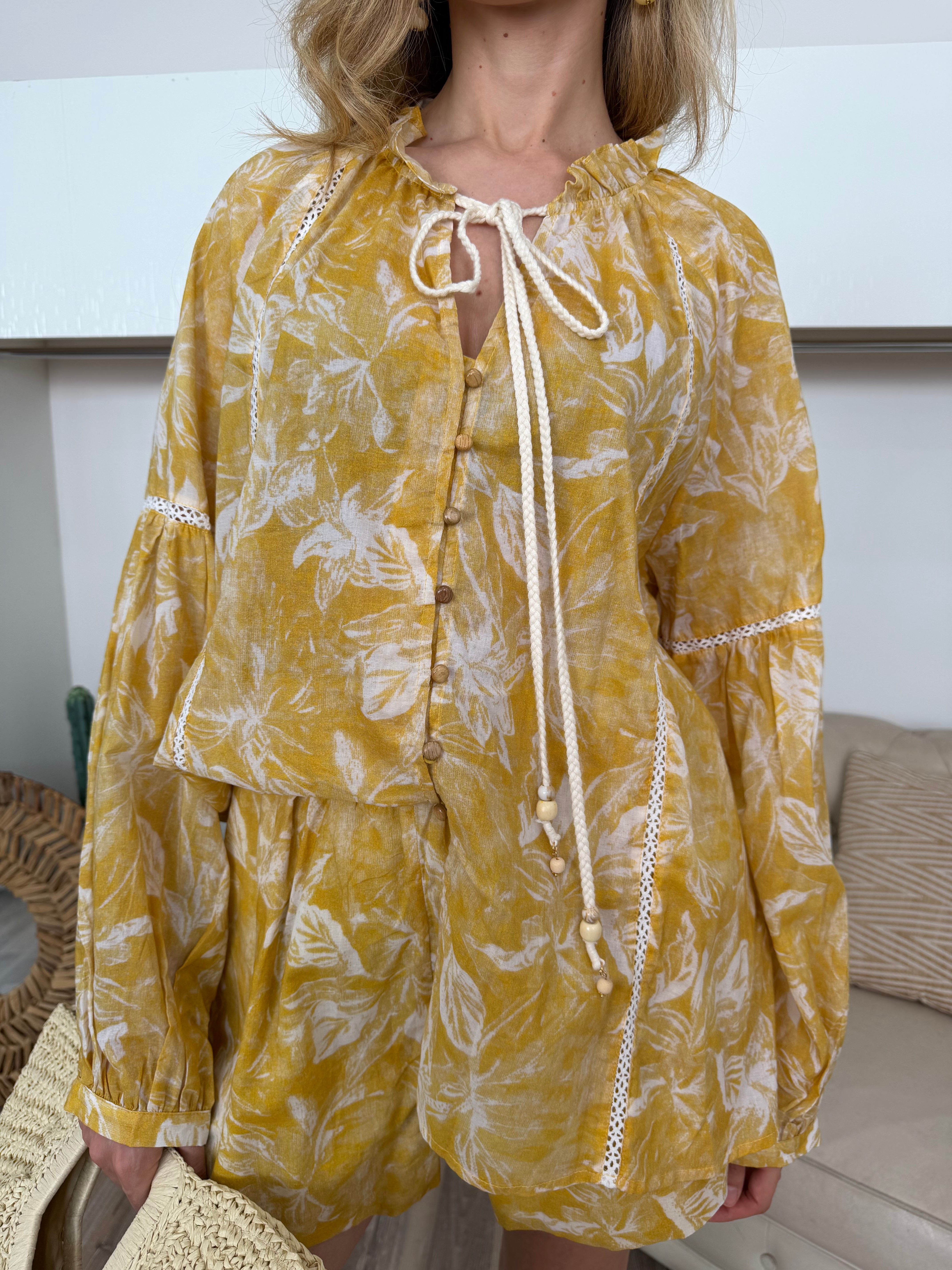BLUSA SENAPE FLOREALE CON ROUCHES E PIZZO
