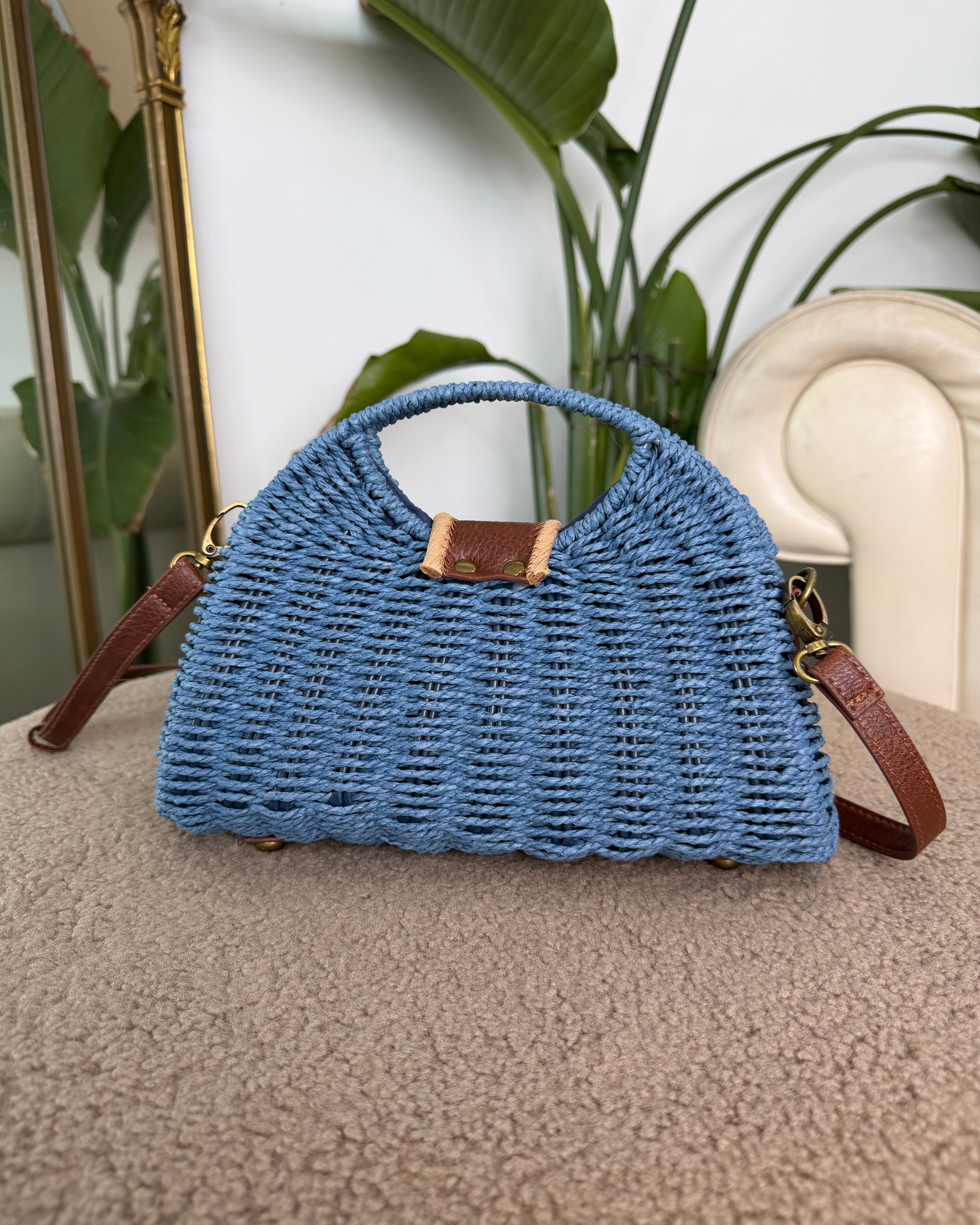 BORSA IN VIMINI CON DETTAGLI IN ECOPELLE COL.BLU