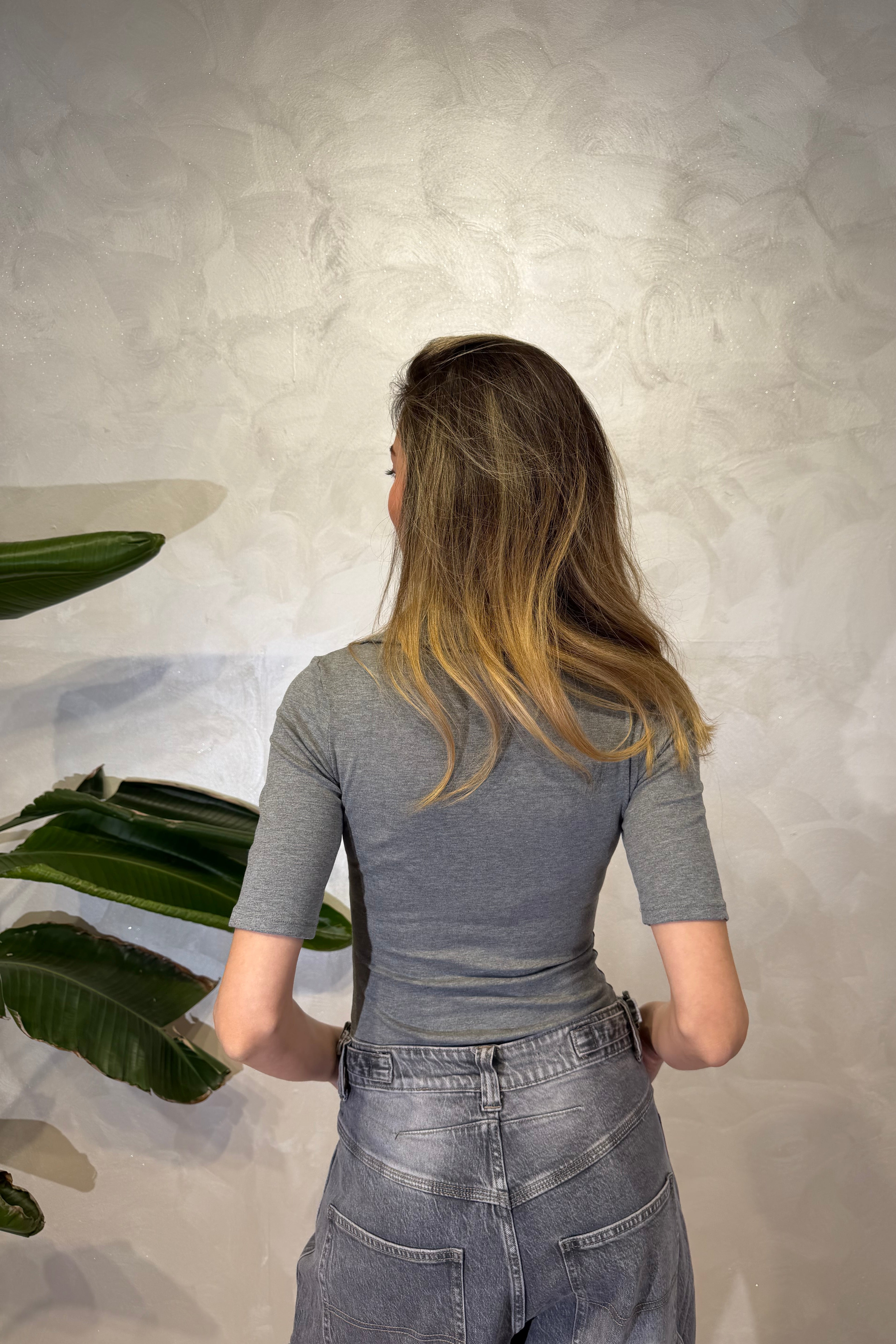 BODY ADERENTE CON SCOLLO POLO A BOTTONCINI COL.GREY