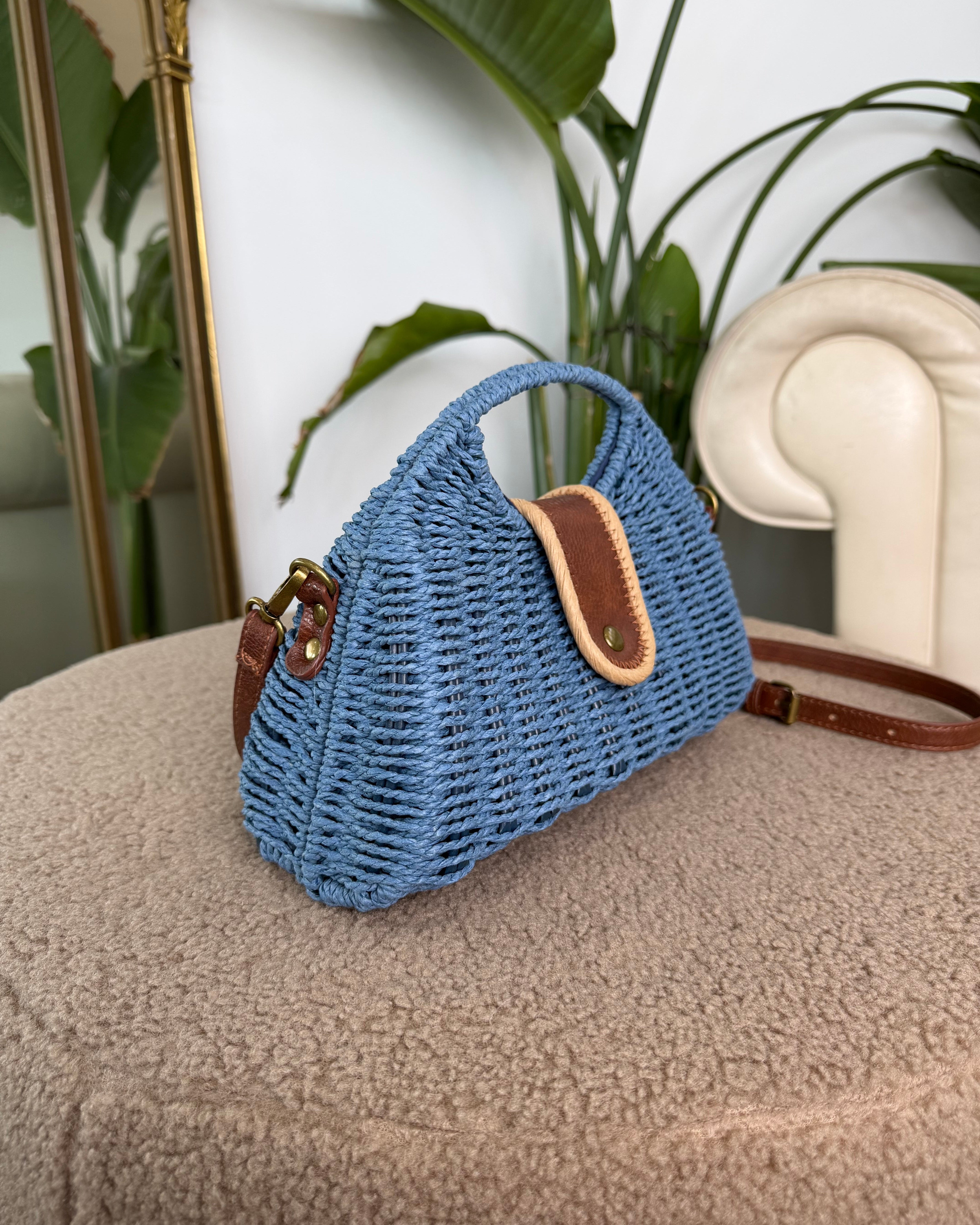 BORSA IN VIMINI CON DETTAGLI IN ECOPELLE COL.BLU