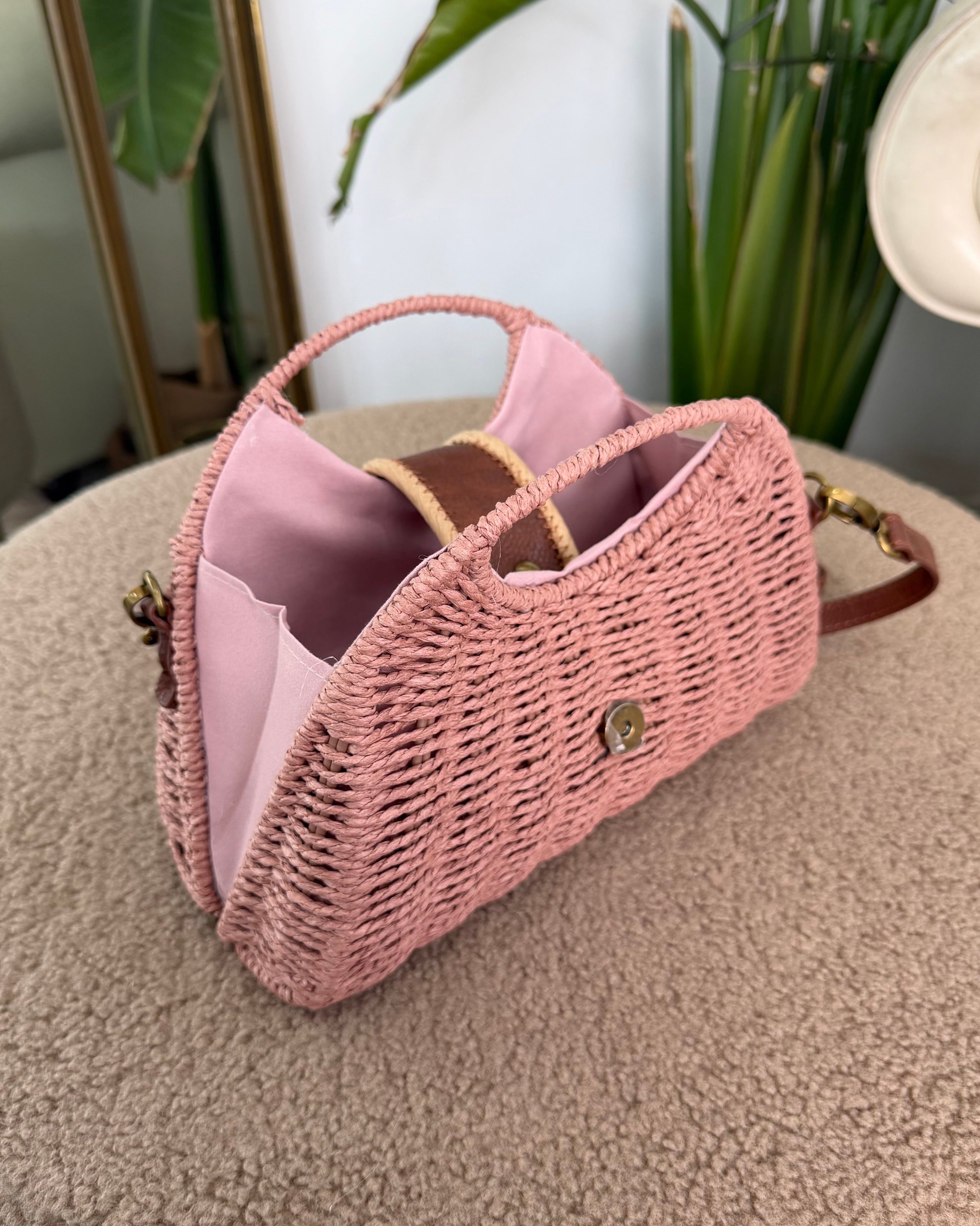 BORSA IN VIMINI CON DETTAGLI IN ECOPELLE COL. ROSA