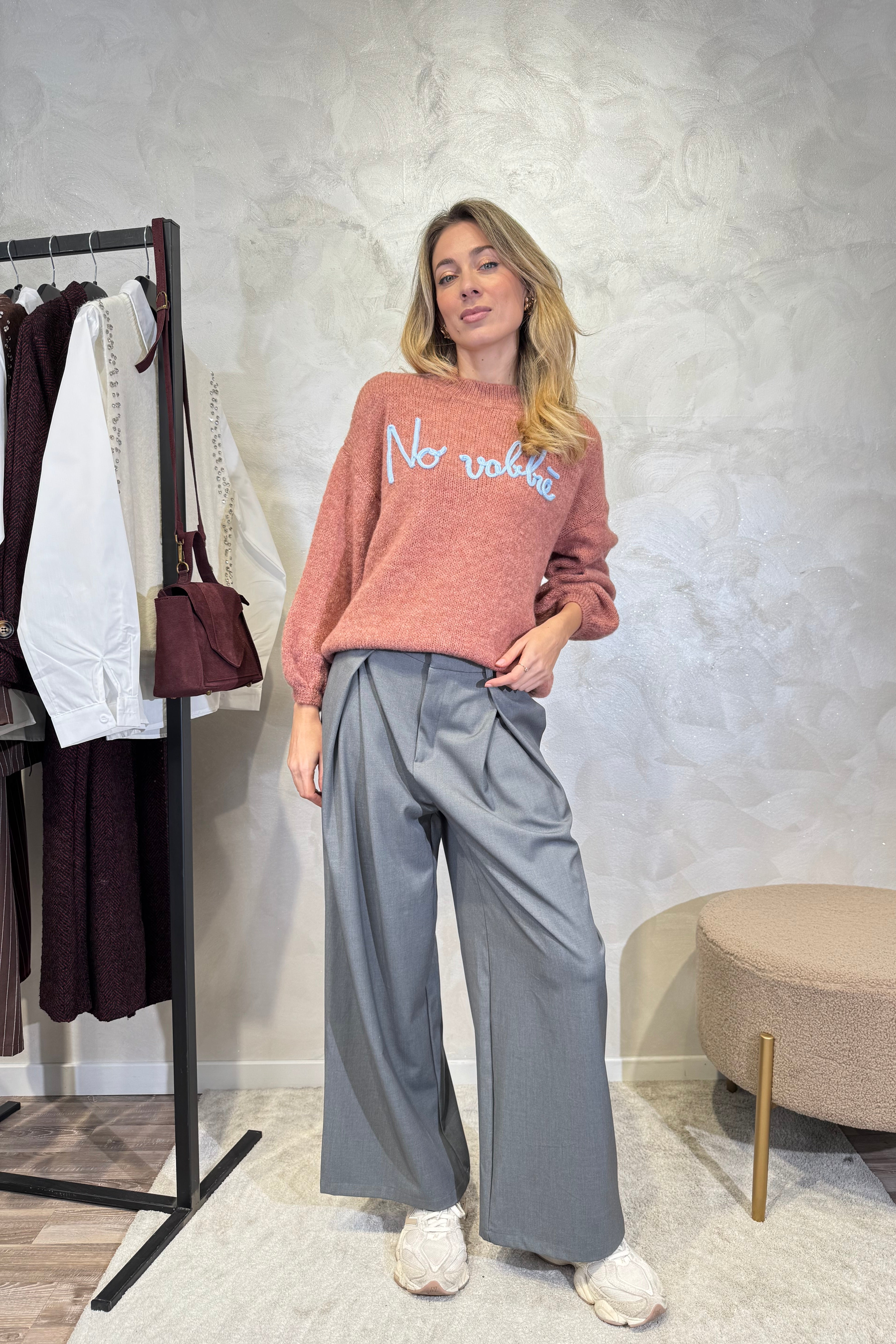 MAGLIONE CON RICAMO NO VABBE' COL. ROSA