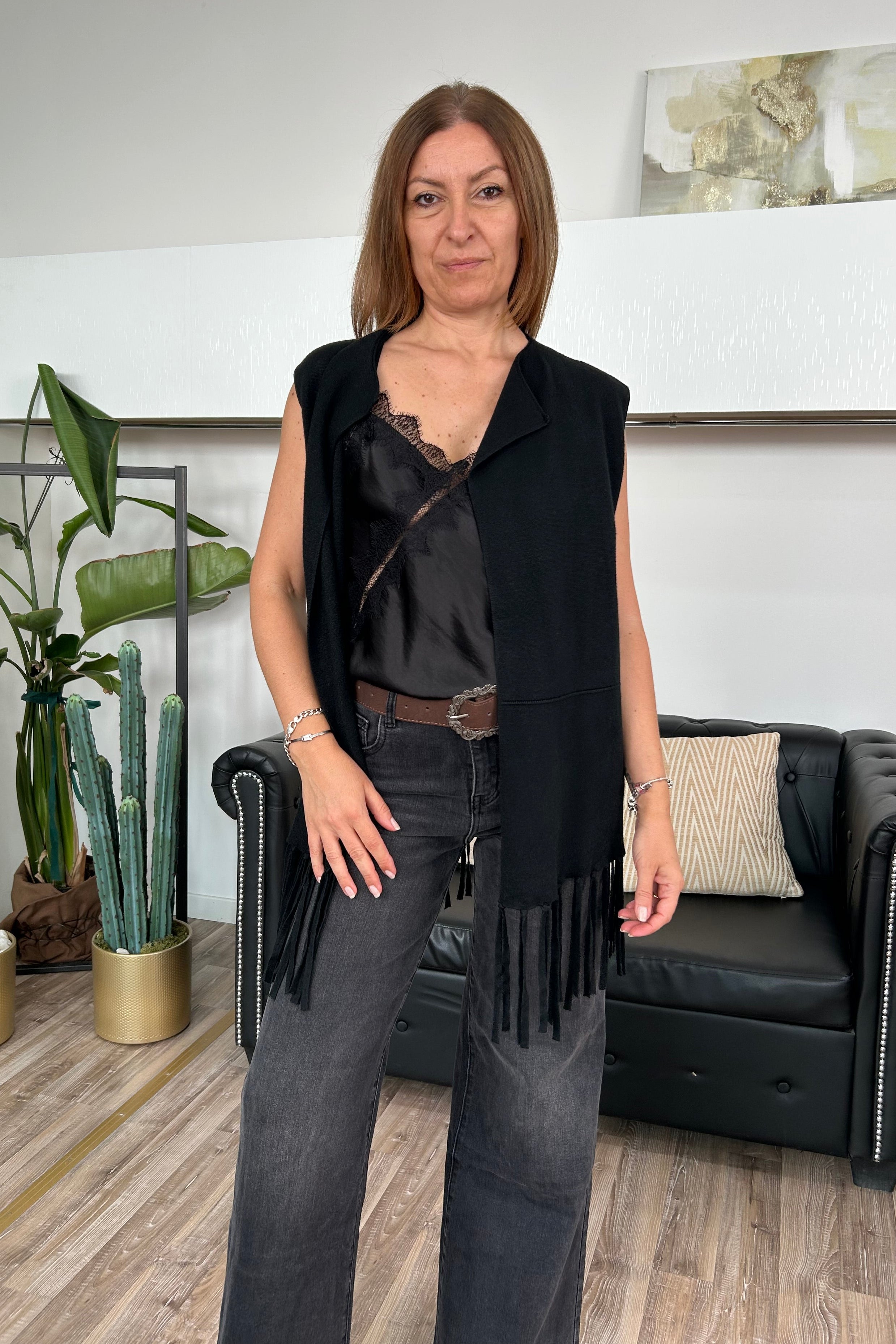GILET  AMALIA CON FRANGE COL. NERO