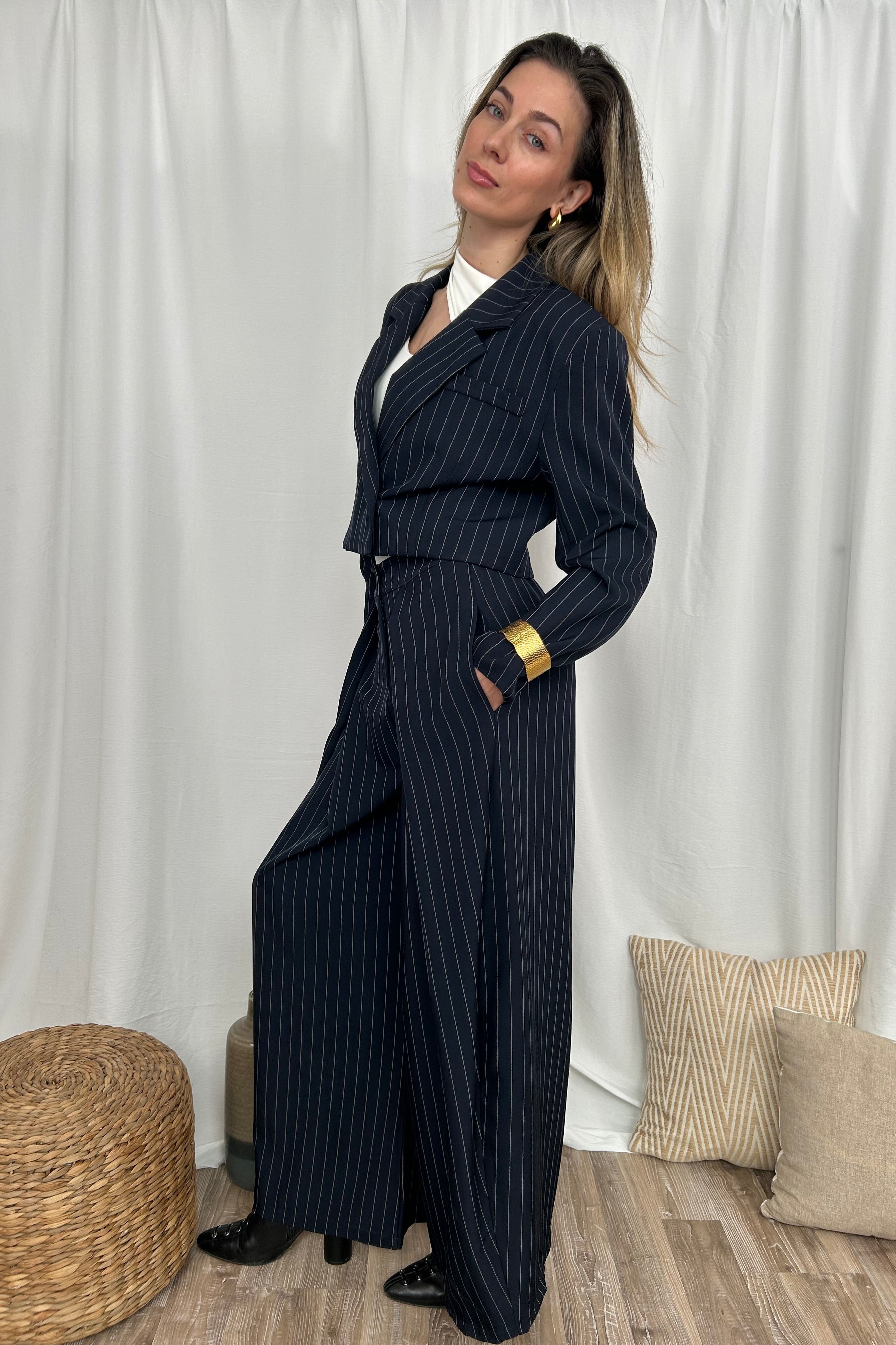 COMPLETO CROPPED BLAZER E PANTALONE CON PENCE COL. DARK BLUE