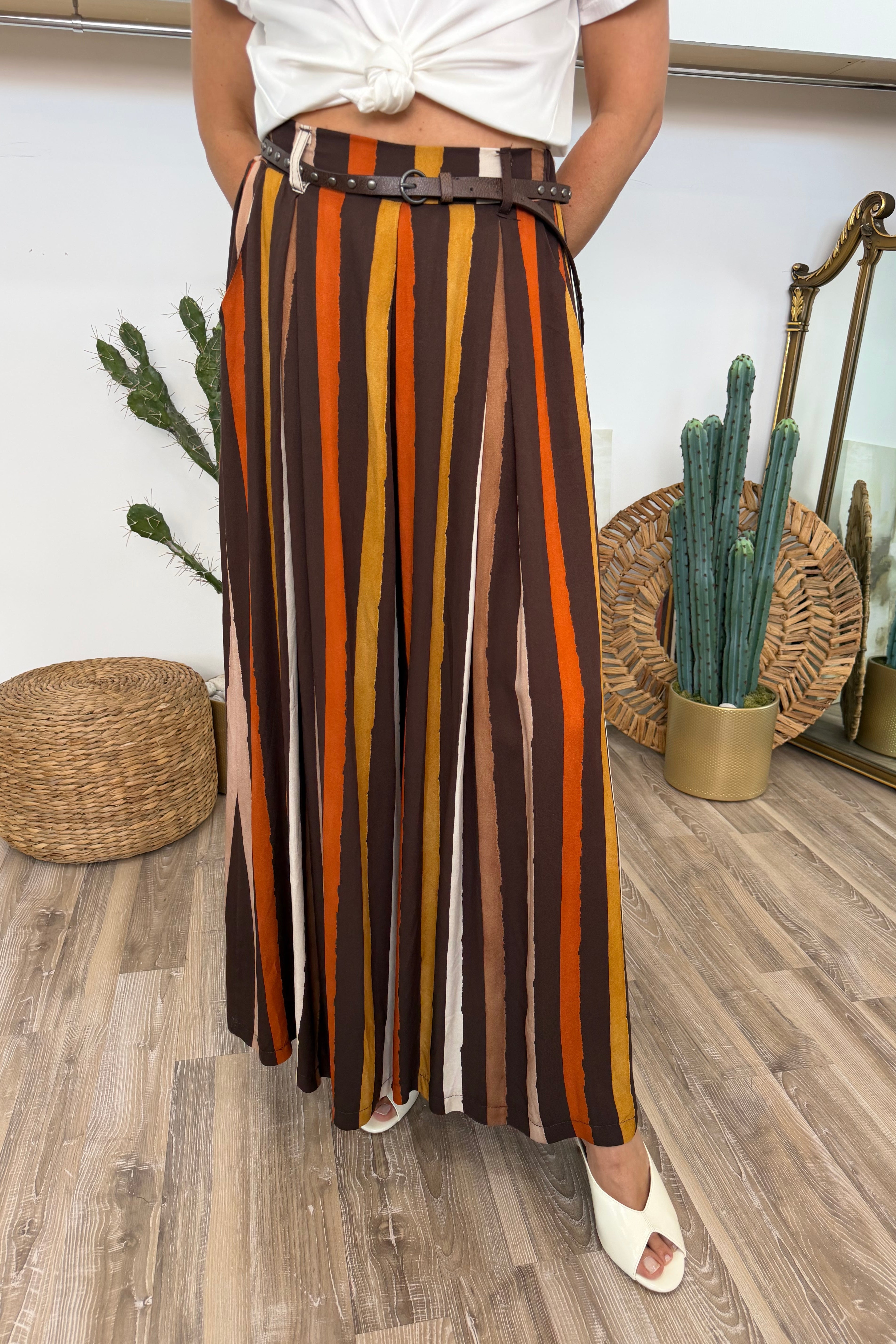 PANTALONE A PALAZZO RIGHE NEUTRE CON CINTURA ECOPELLE CON BORCHIE COL. COCCIO