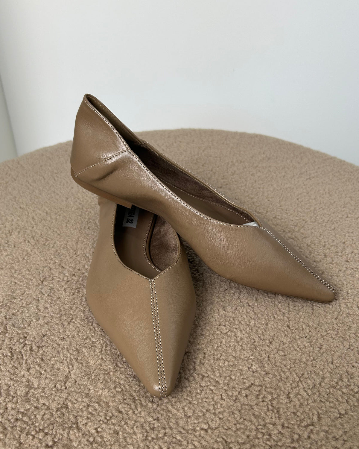 BALLERINA MINIMAL CHIC CON PUNTA AFFUSOLATA COL. TAUPE