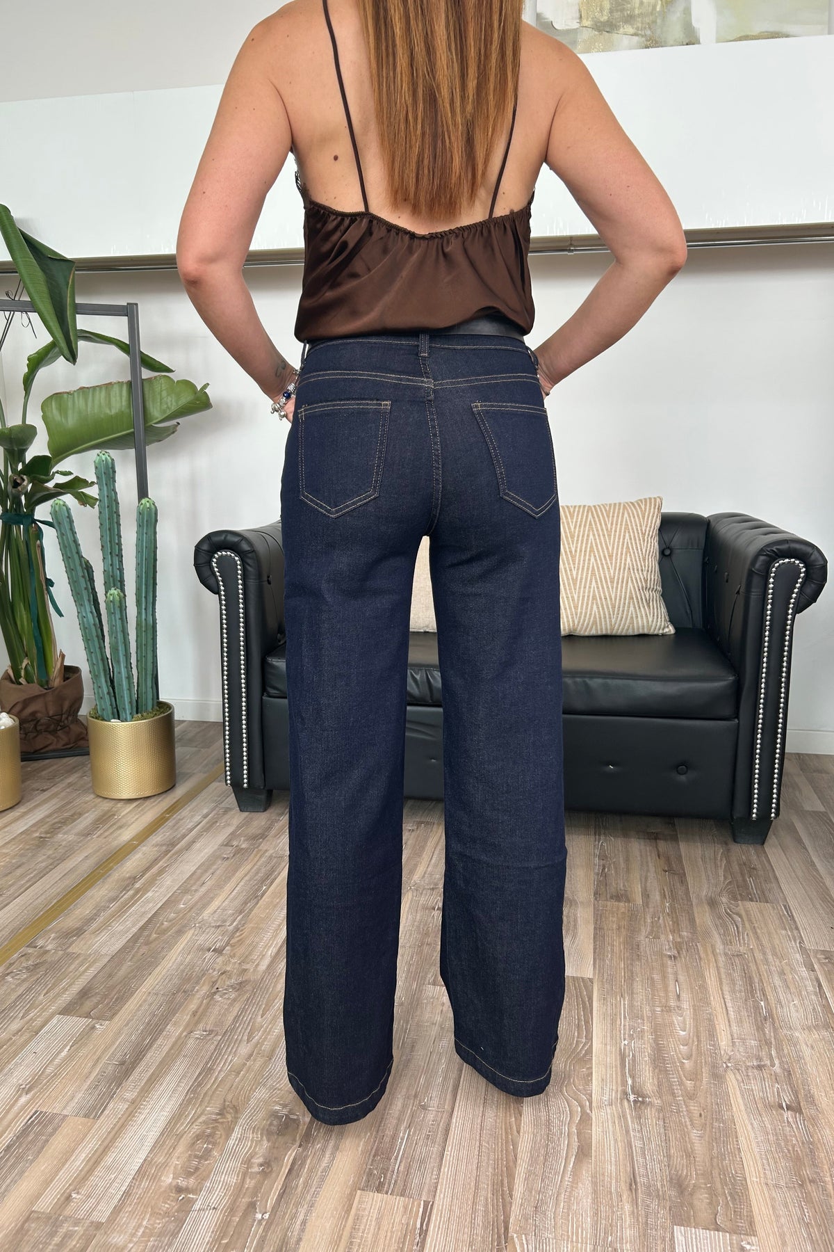 JEANS AURORA DÉLAVÉ CON CINTURA NERA