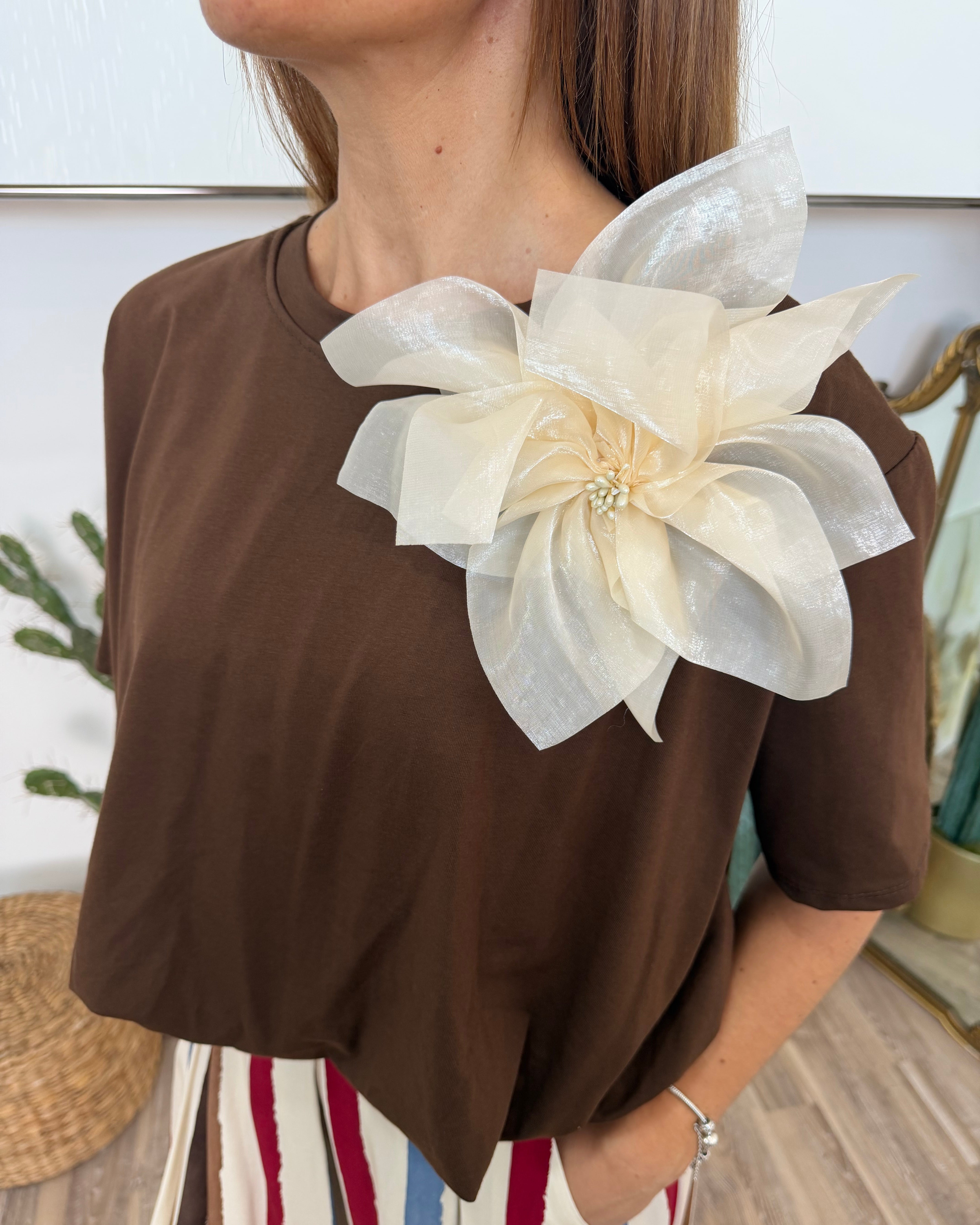 TOP OVER BALLOON CON MAXI FIORE APPLICATO COL.MORO