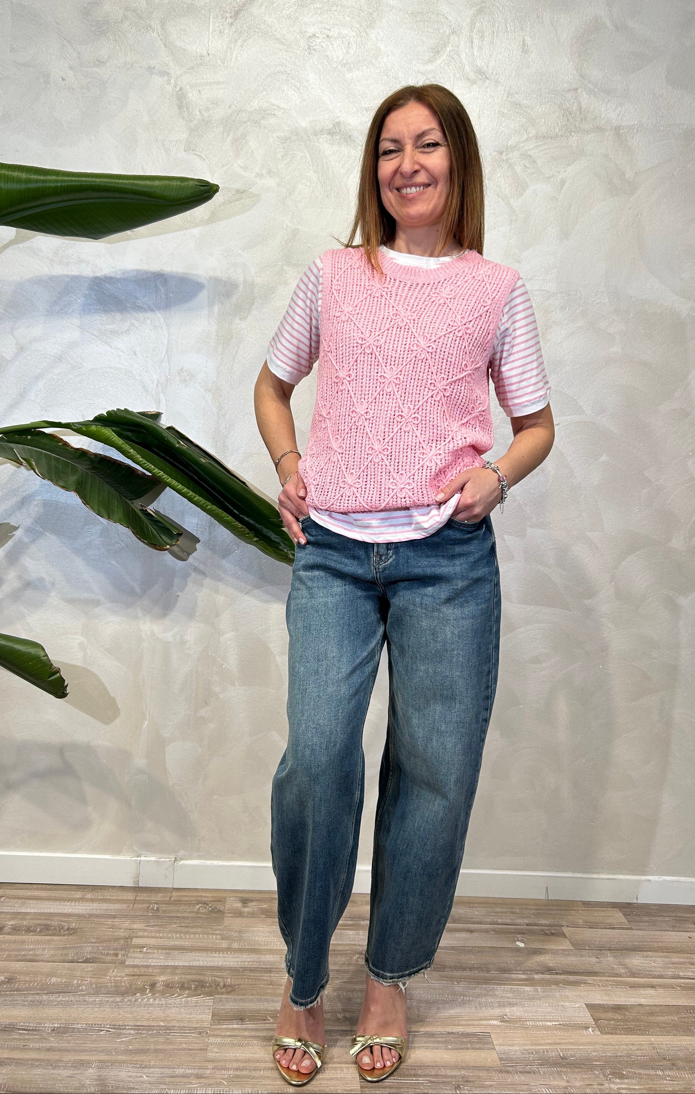 TOP SMANICATO IN MAGLIA SMACCHINATA CON MOTIVO A ROMBI COL.ROSA