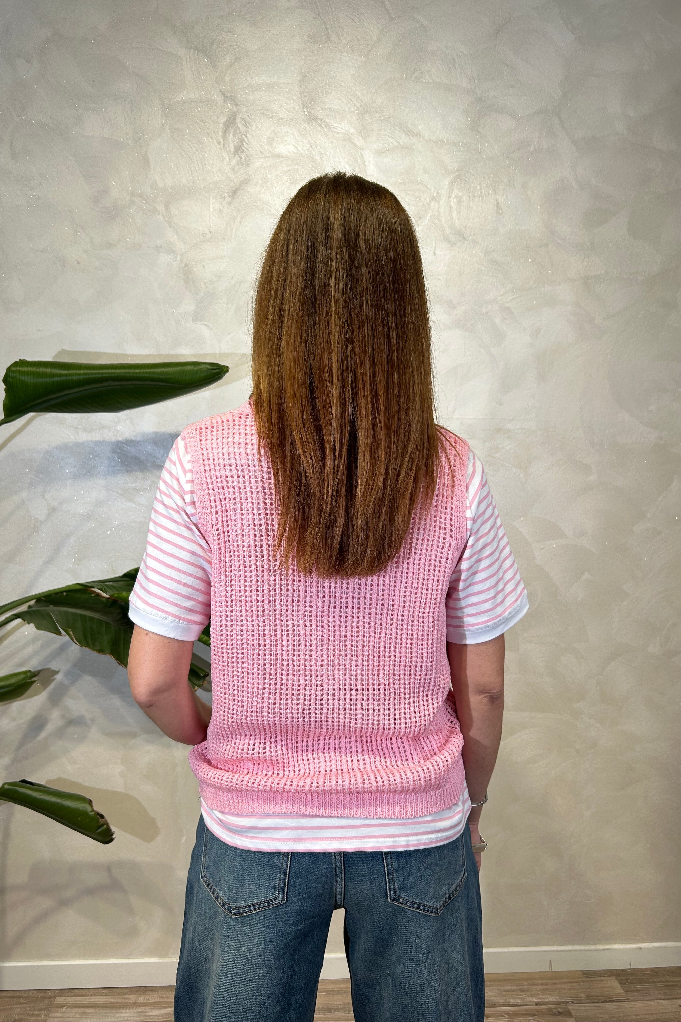 TOP SMANICATO IN MAGLIA SMACCHINATA CON MOTIVO A ROMBI COL.ROSA