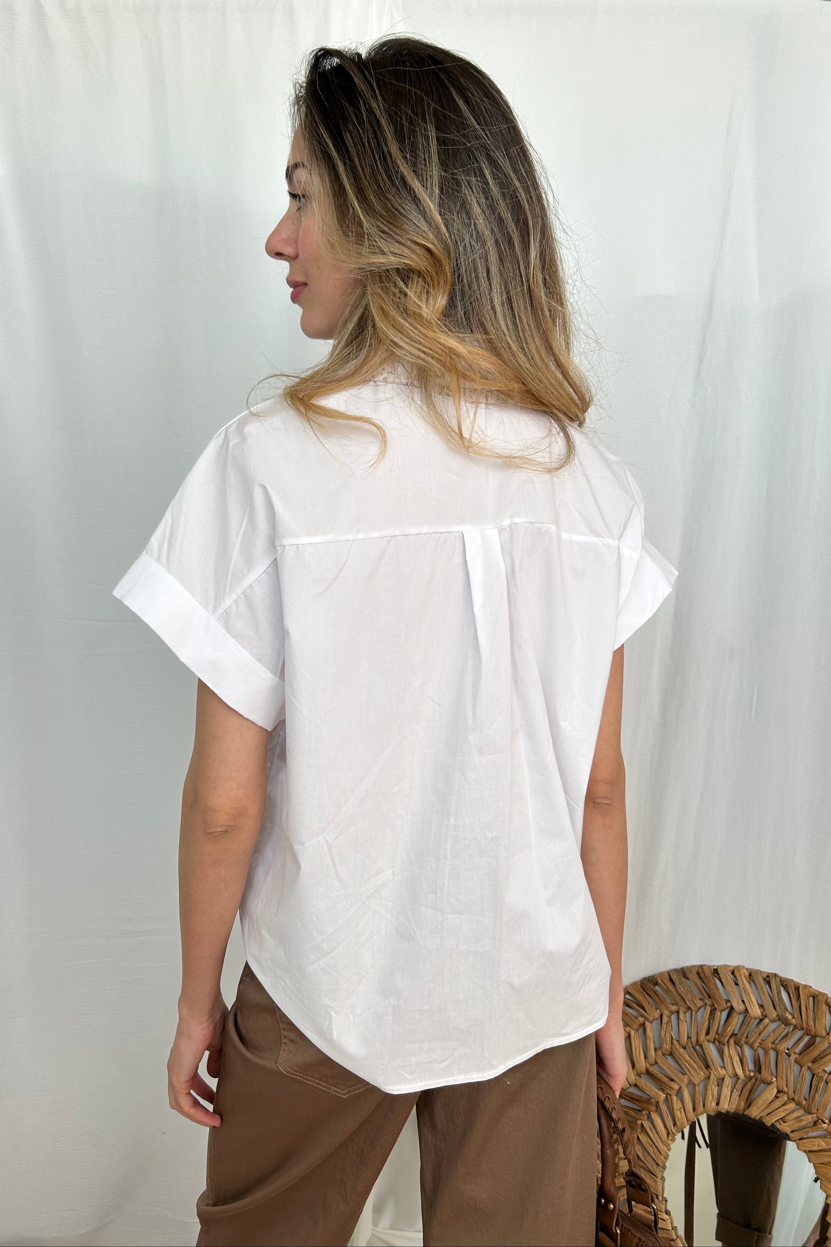 CAMICIA MEZZA MANICA CON FOULARD COL.BIANCO
