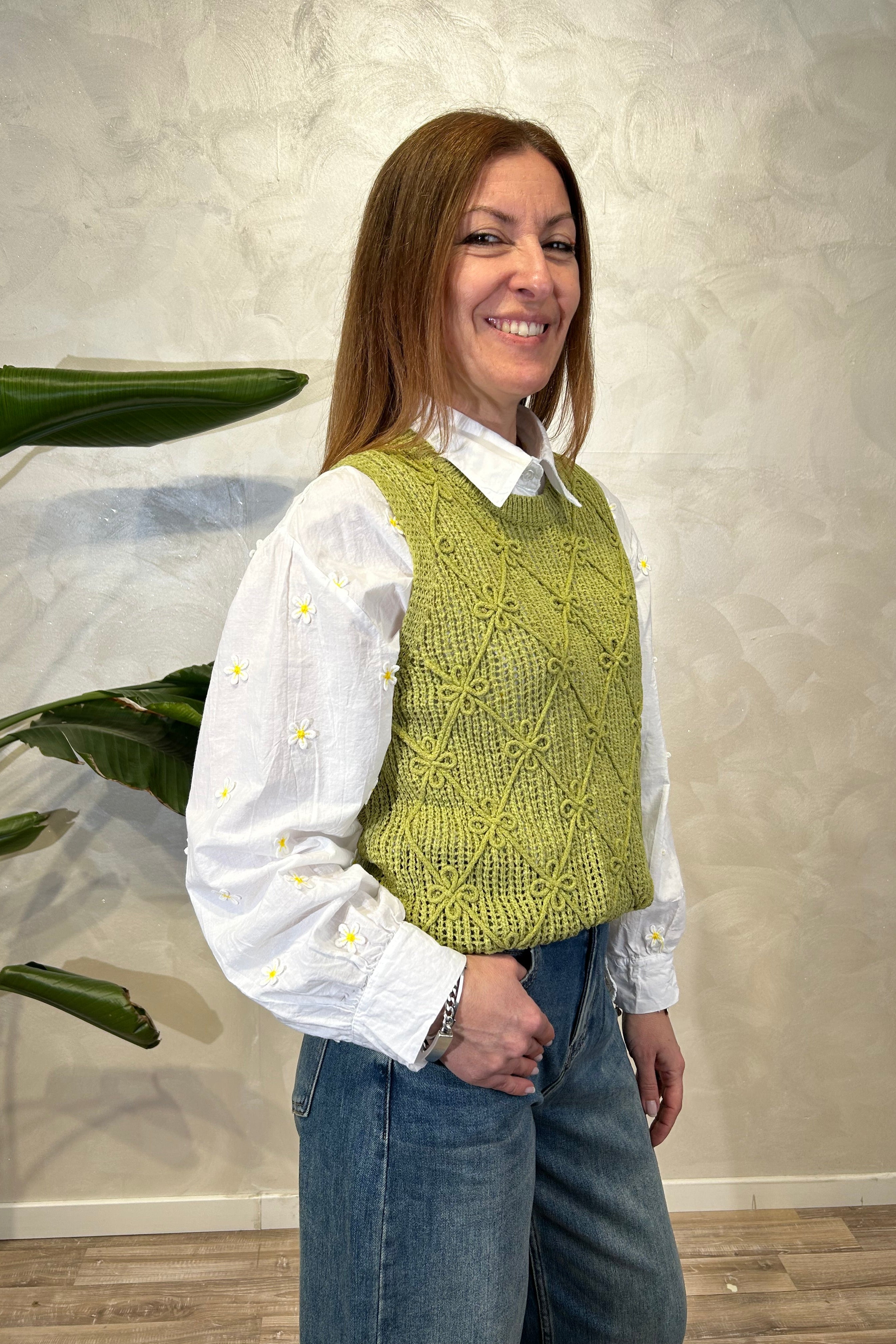 TOP SMANICATO IN MAGLIA SMACCHINATA CON MOTIVO A ROMBI COL.PISTACCHIO