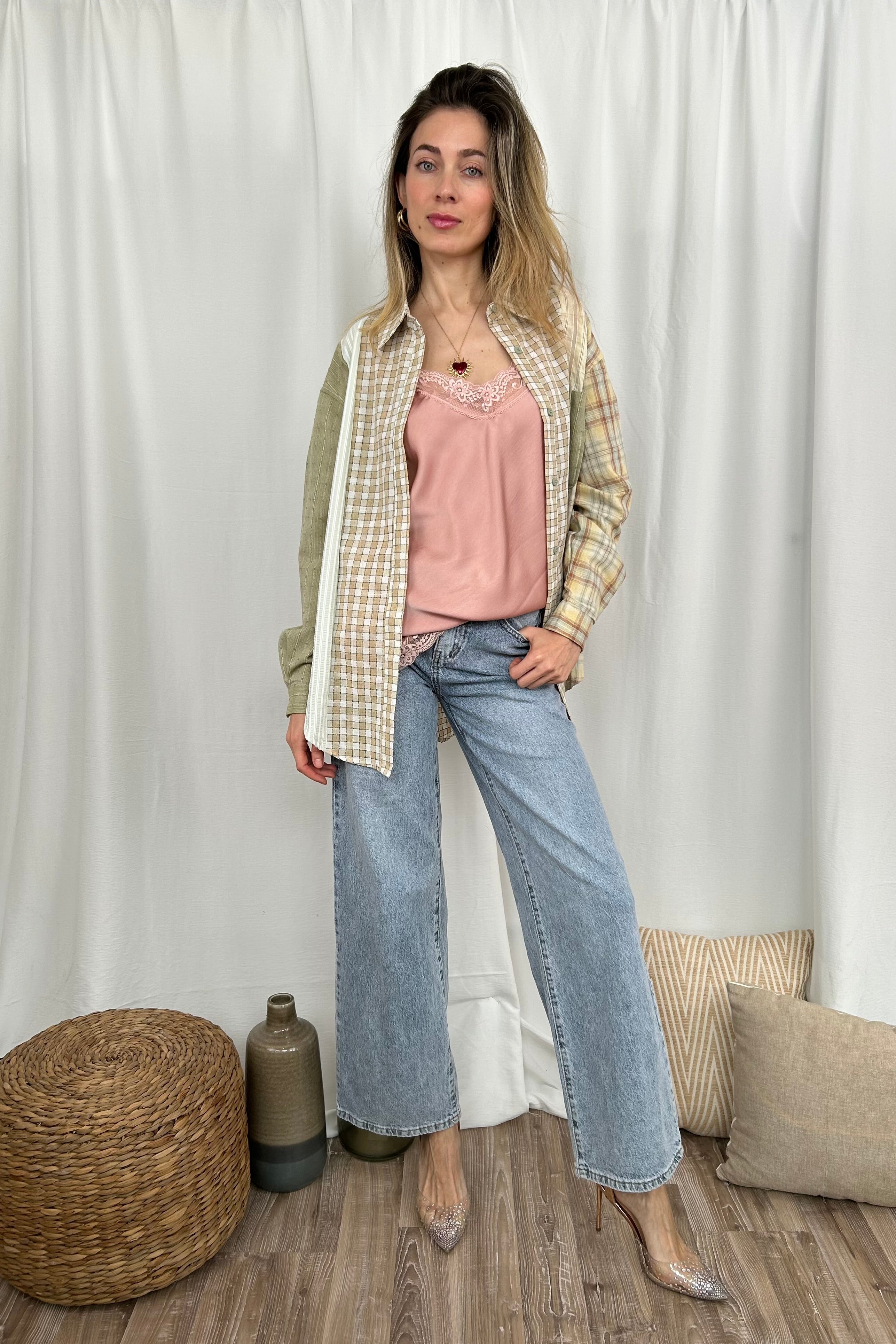 CAMICIA PATCHWORK MULTITESSUTO CON TASCHINO A CONTRASTO COL. UNICO